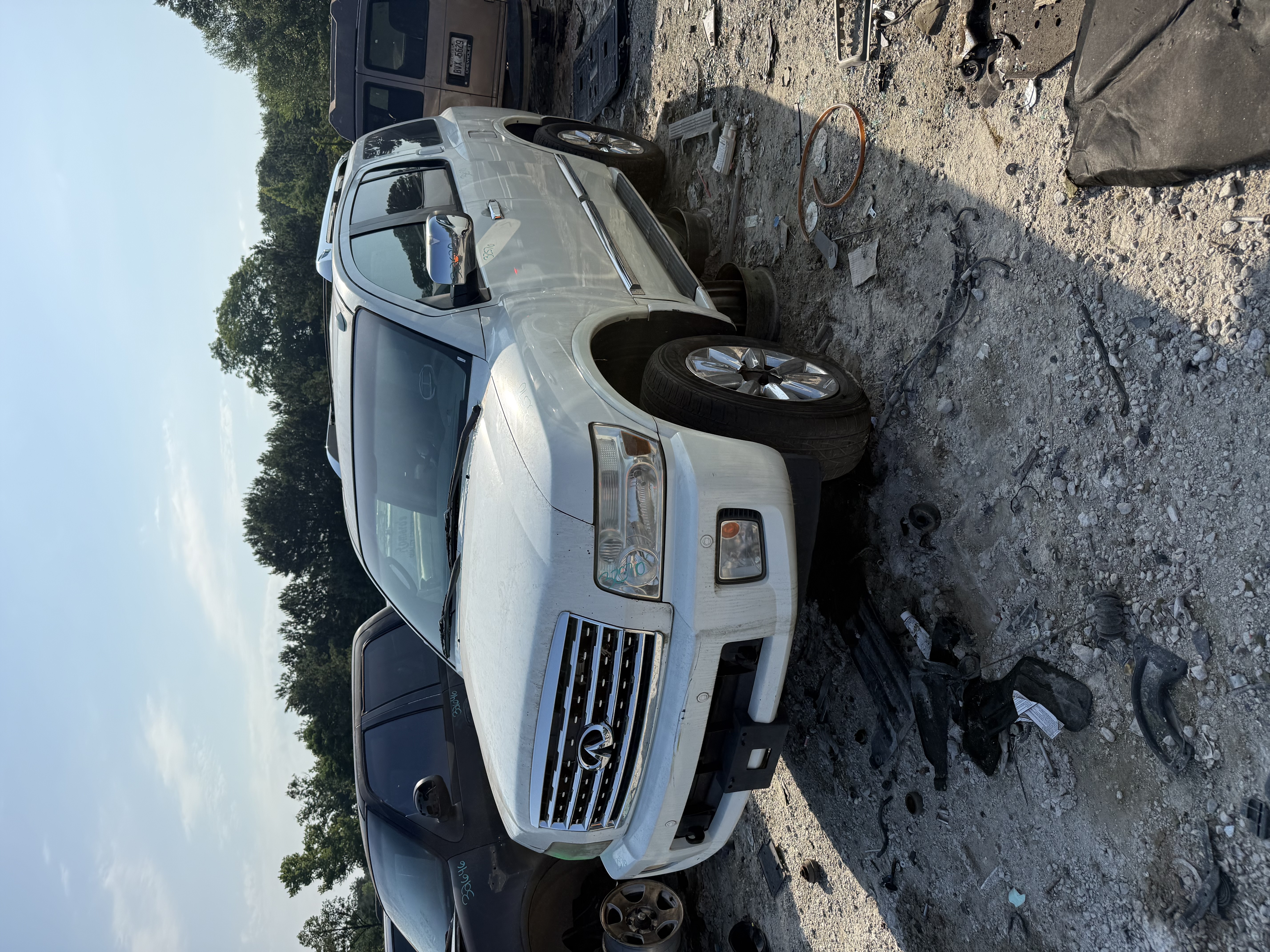 2010 INFINITI Qx56