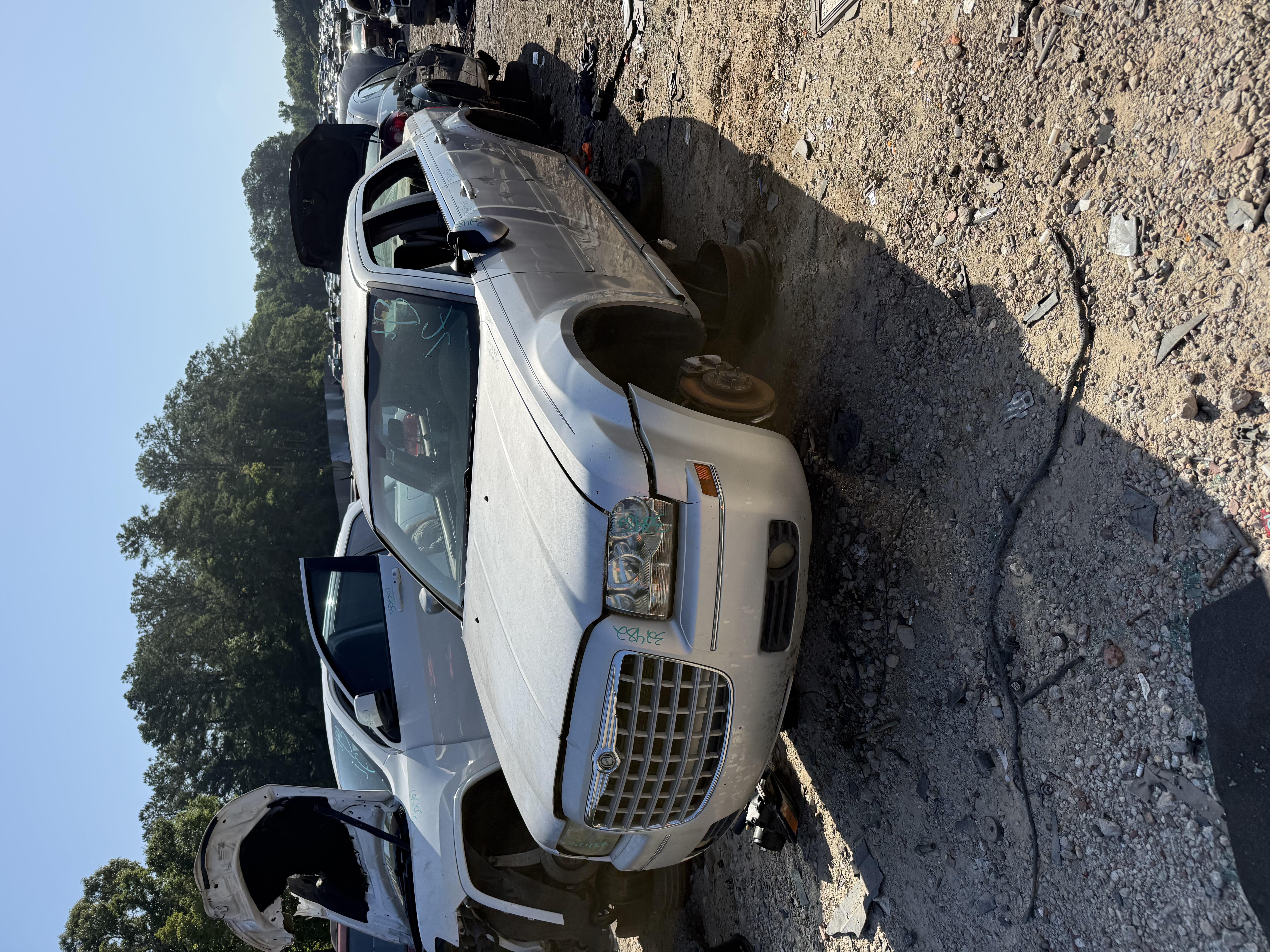 2005 CHRYSLER 300