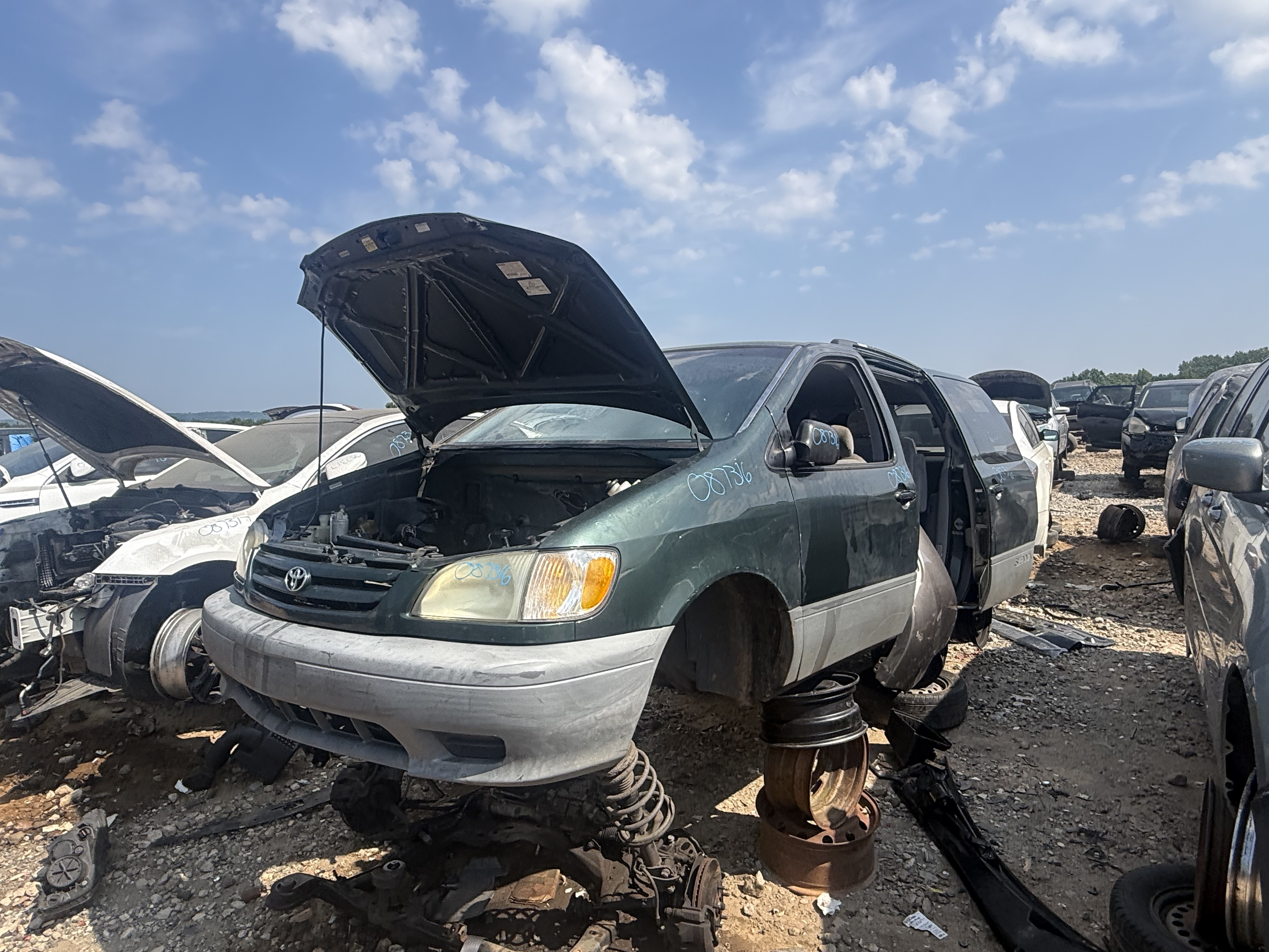 2003 TOYOTA Sienna