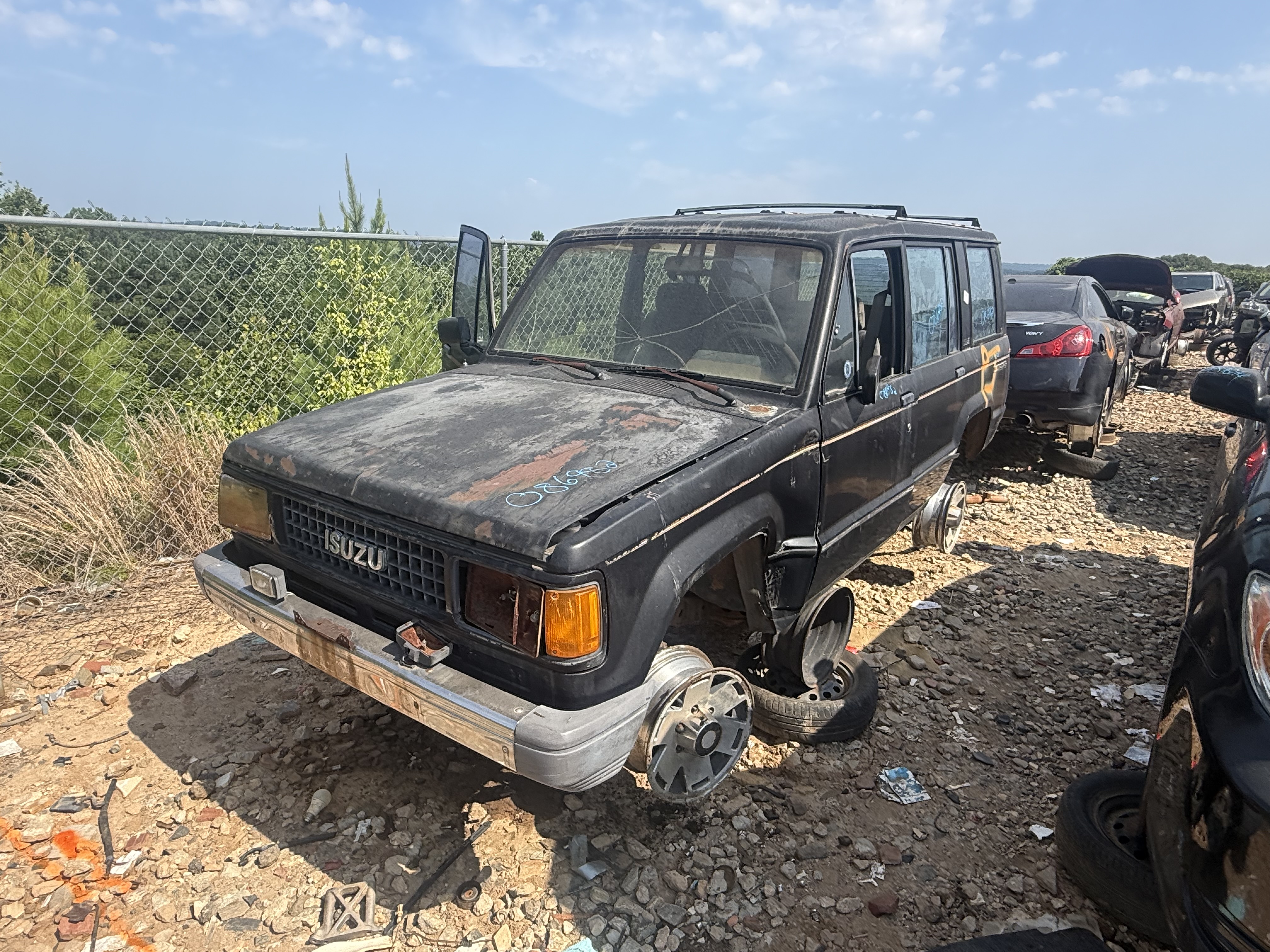 1989 ISUZU Trooper