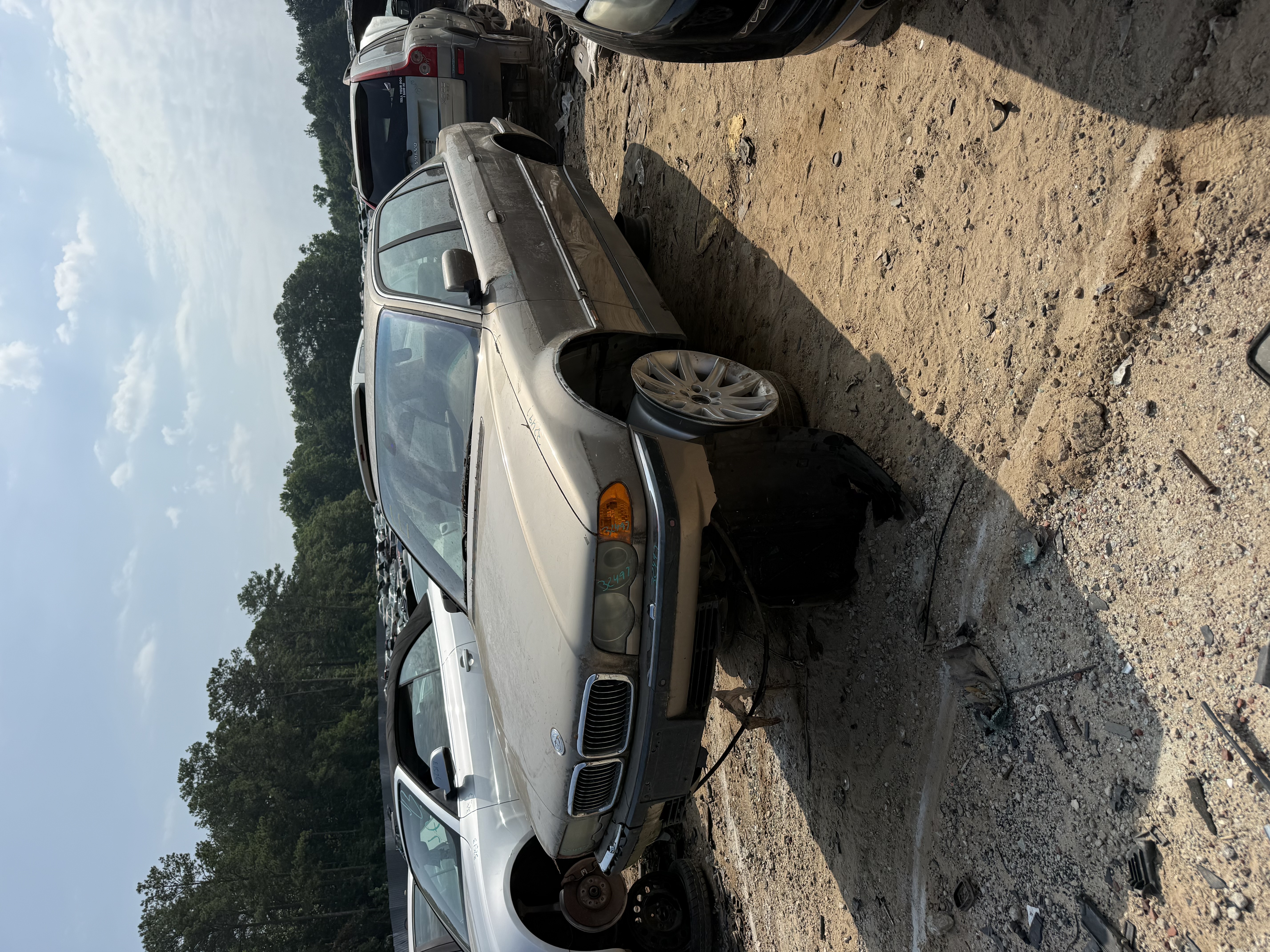 2000 BMW 740iL