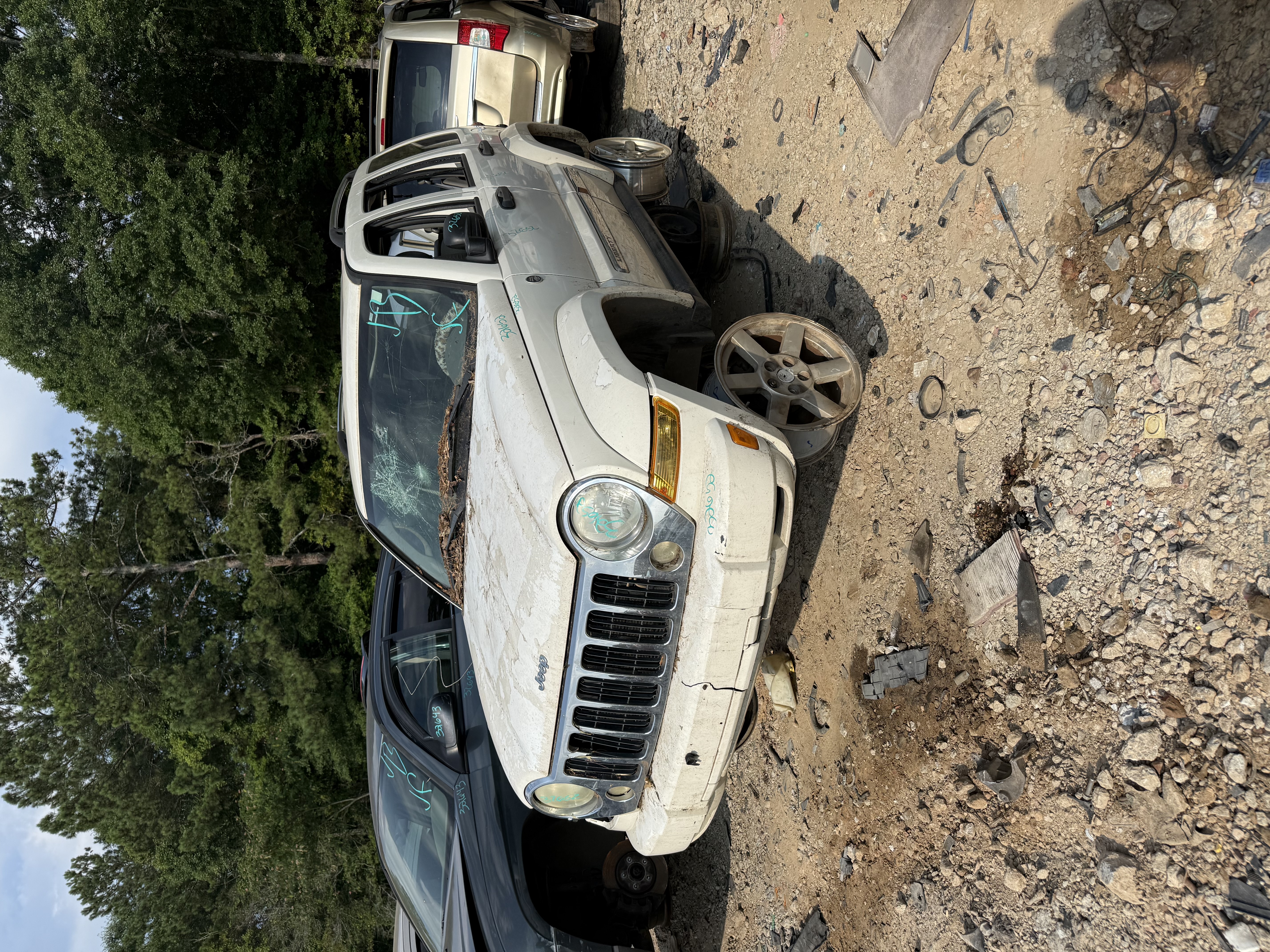 2005 JEEP Liberty