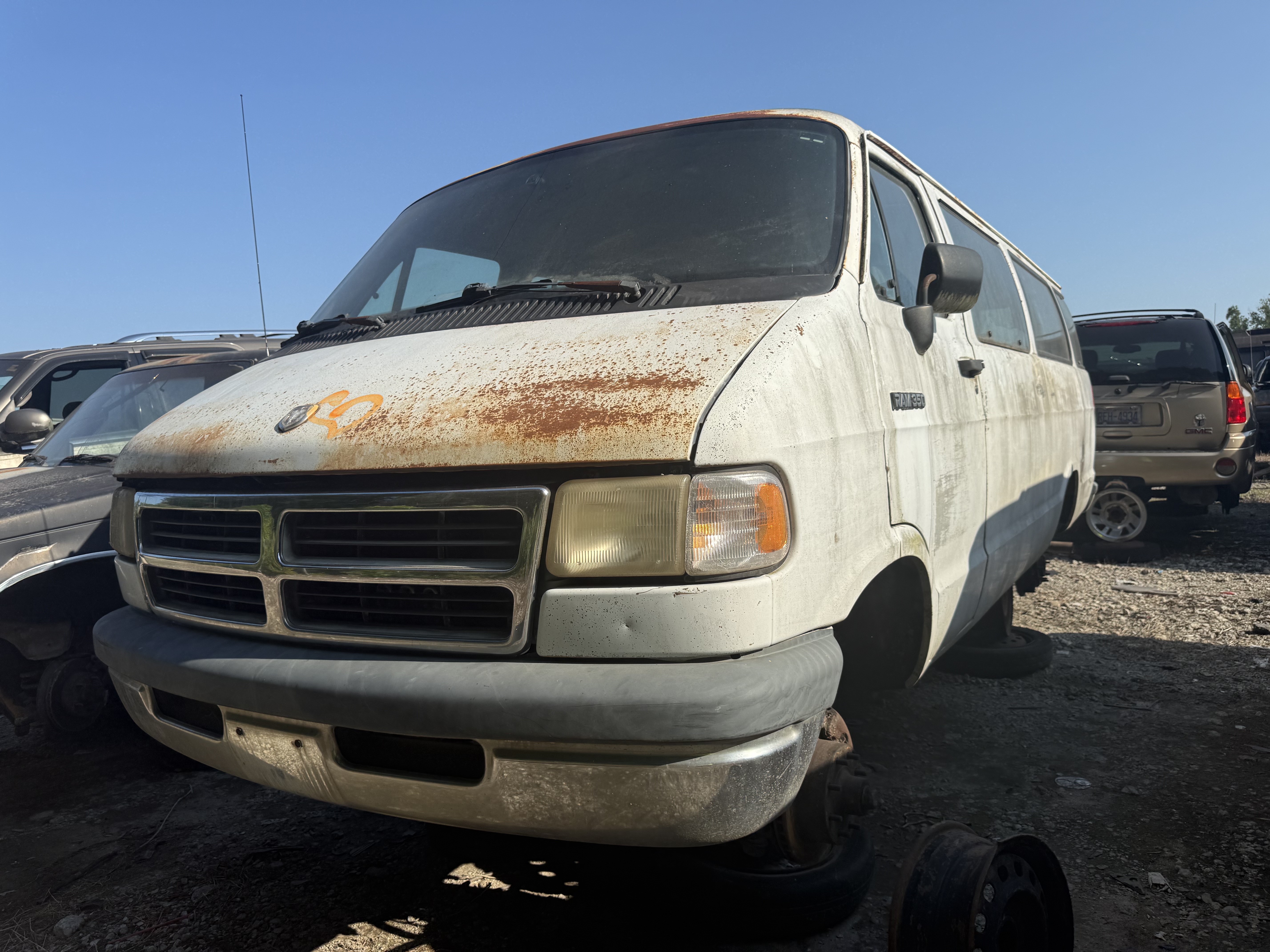 1994 DODGE Ram Wagon
