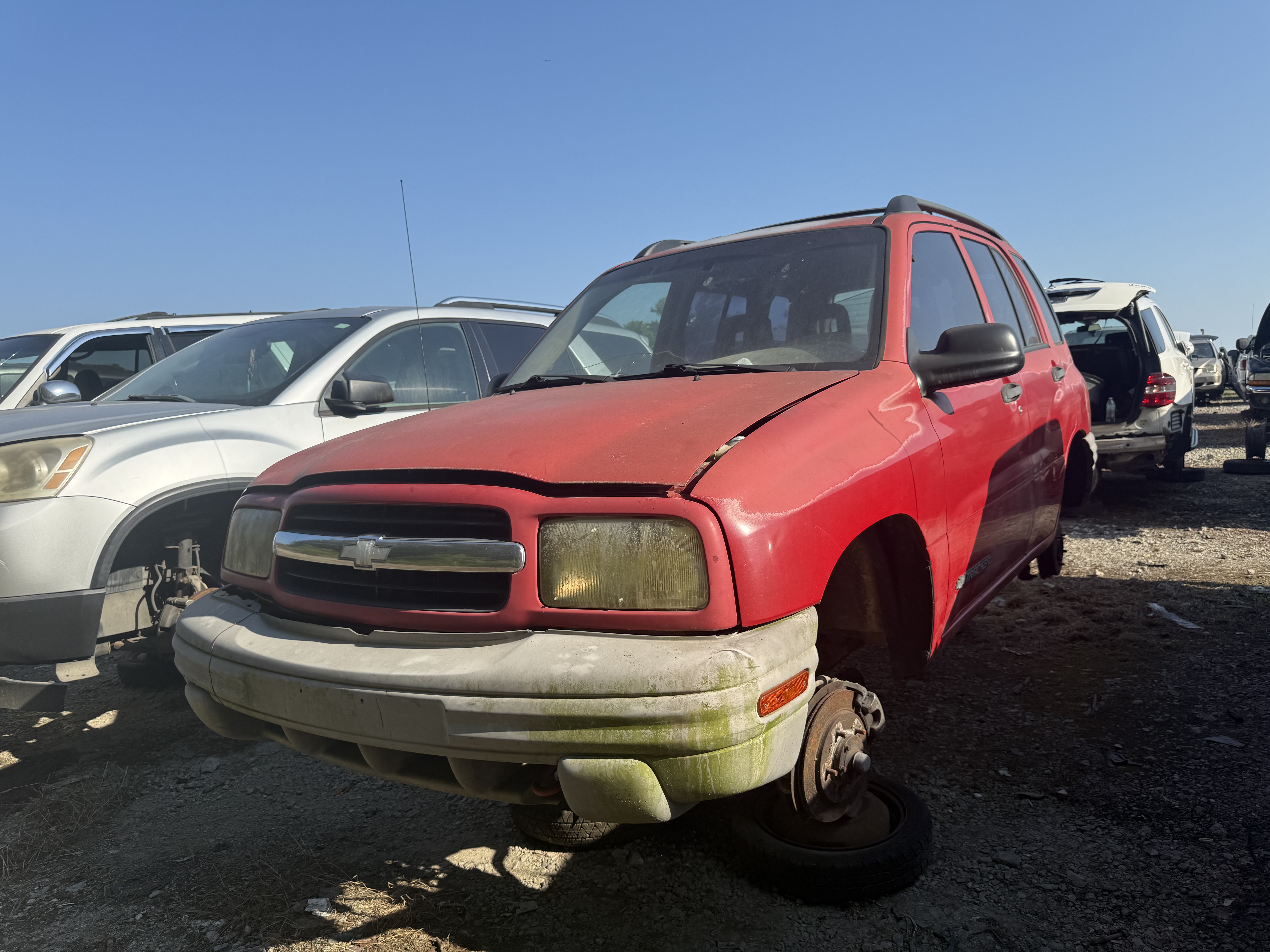 2002 CHEVROLET Tracker