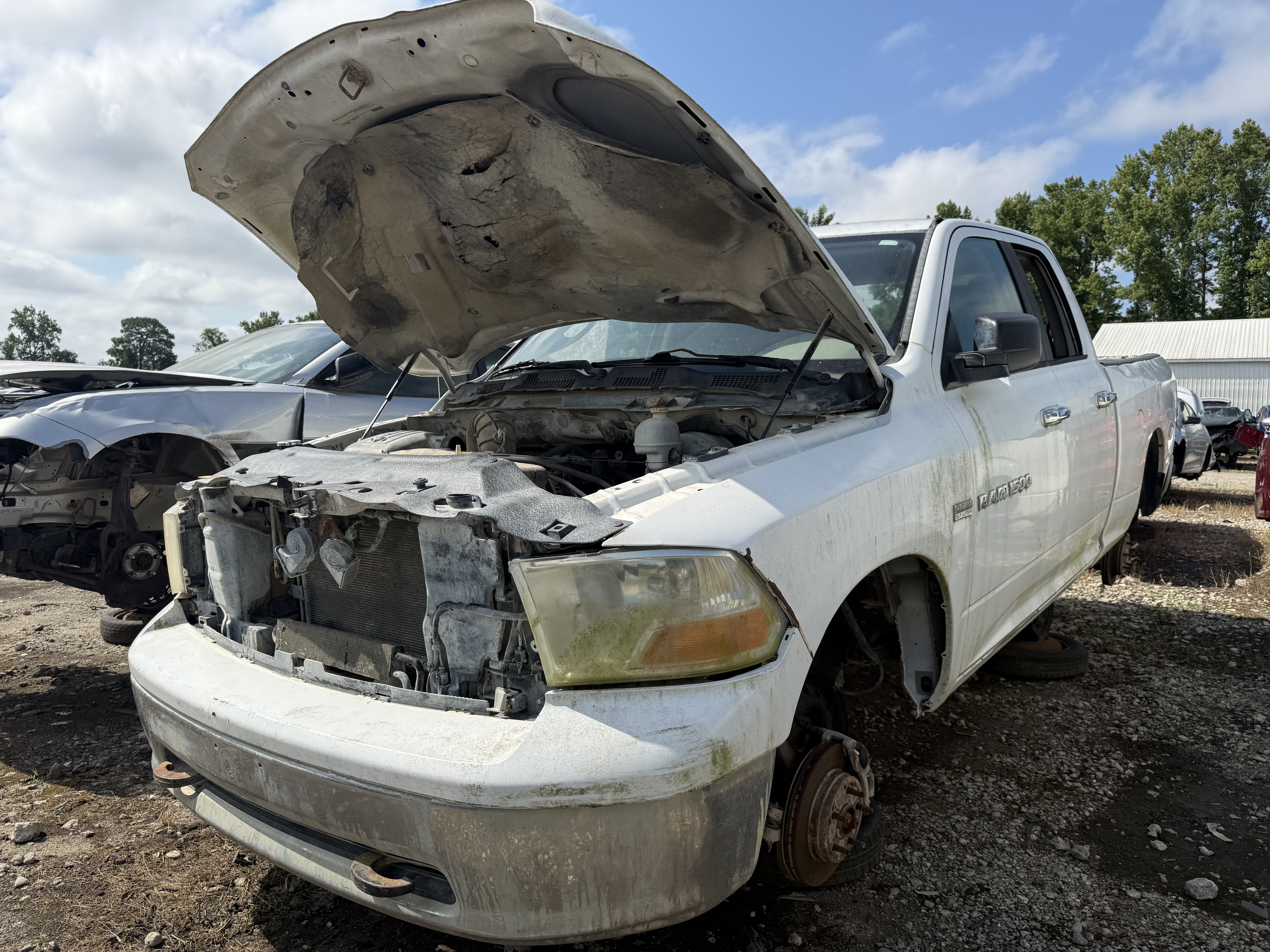 2011 DODGE Ram