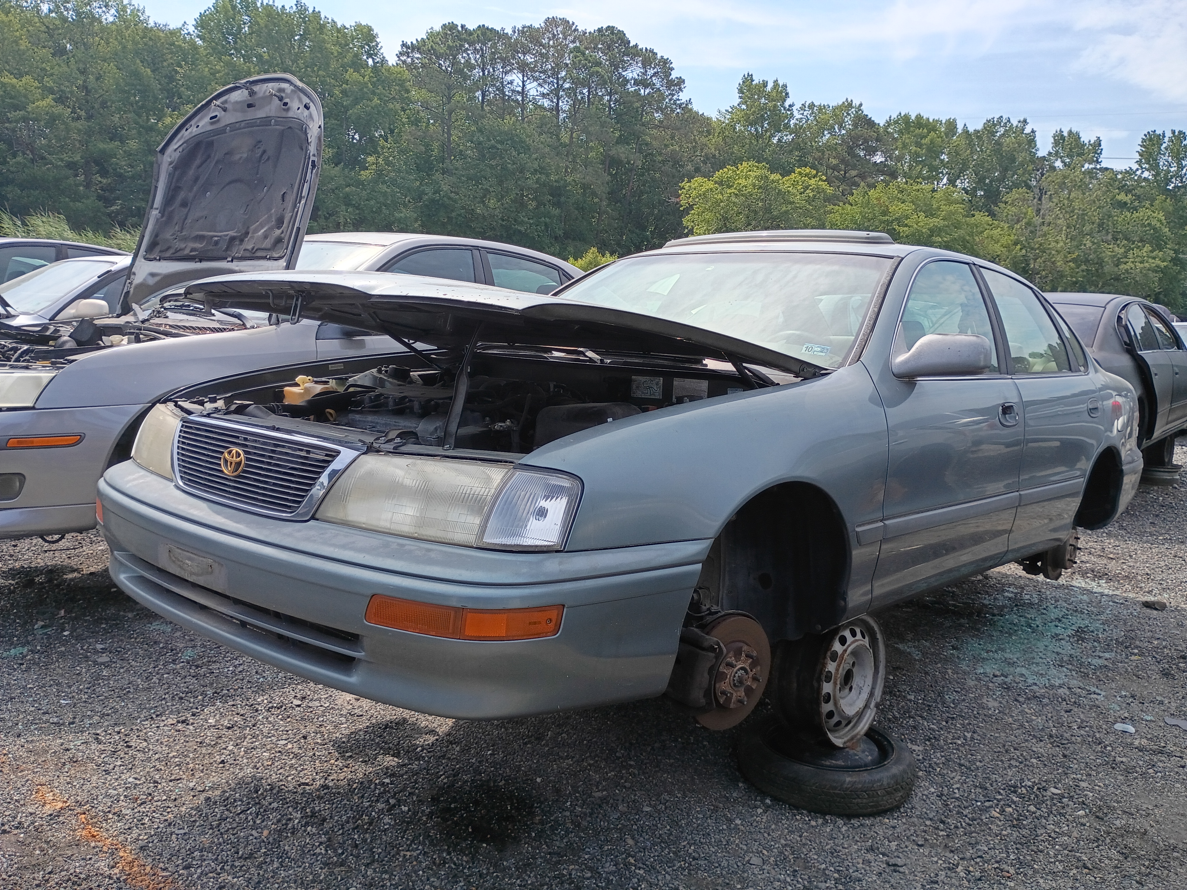 1997 TOYOTA Avalon