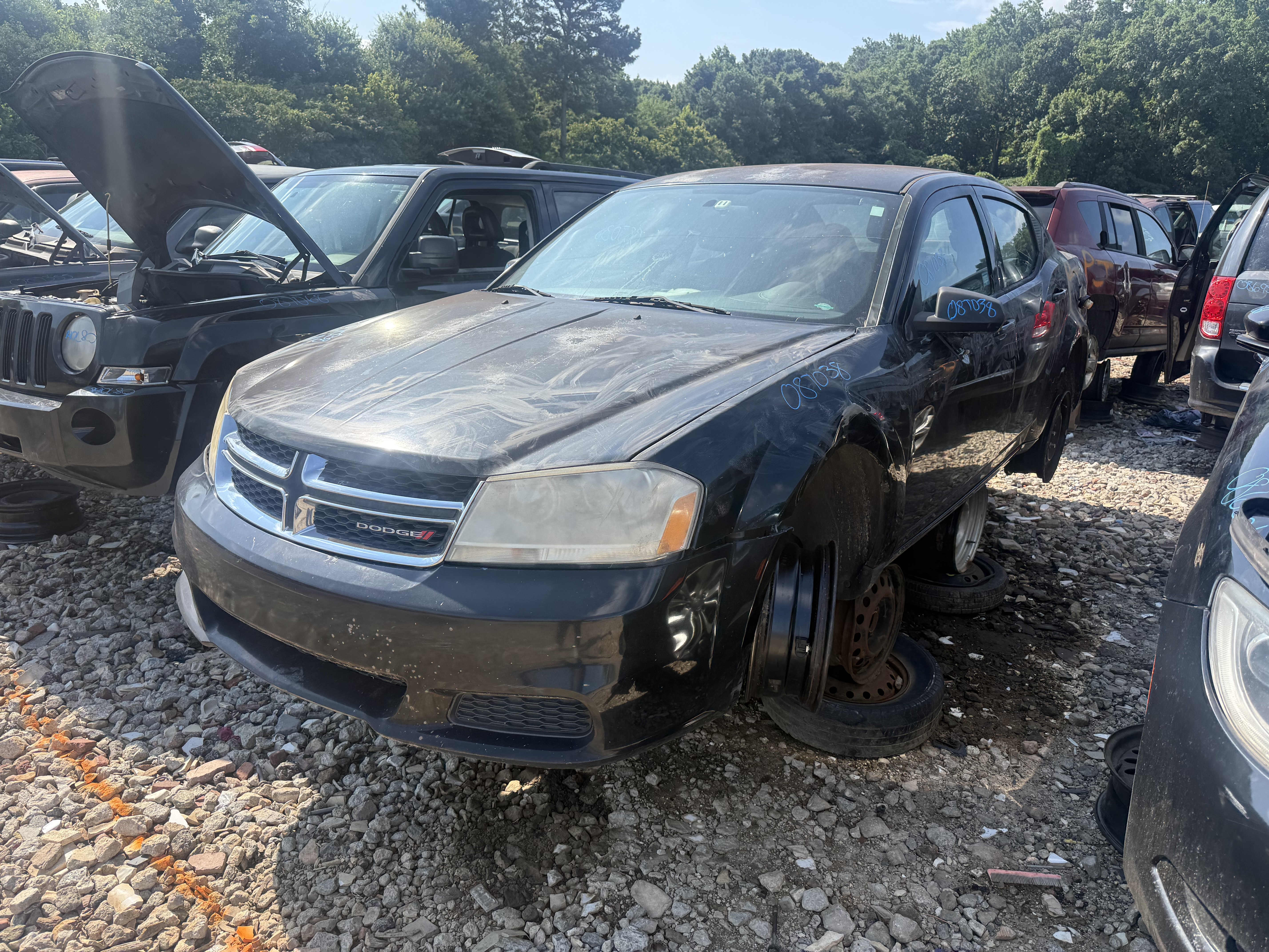 2014 DODGE Avenger