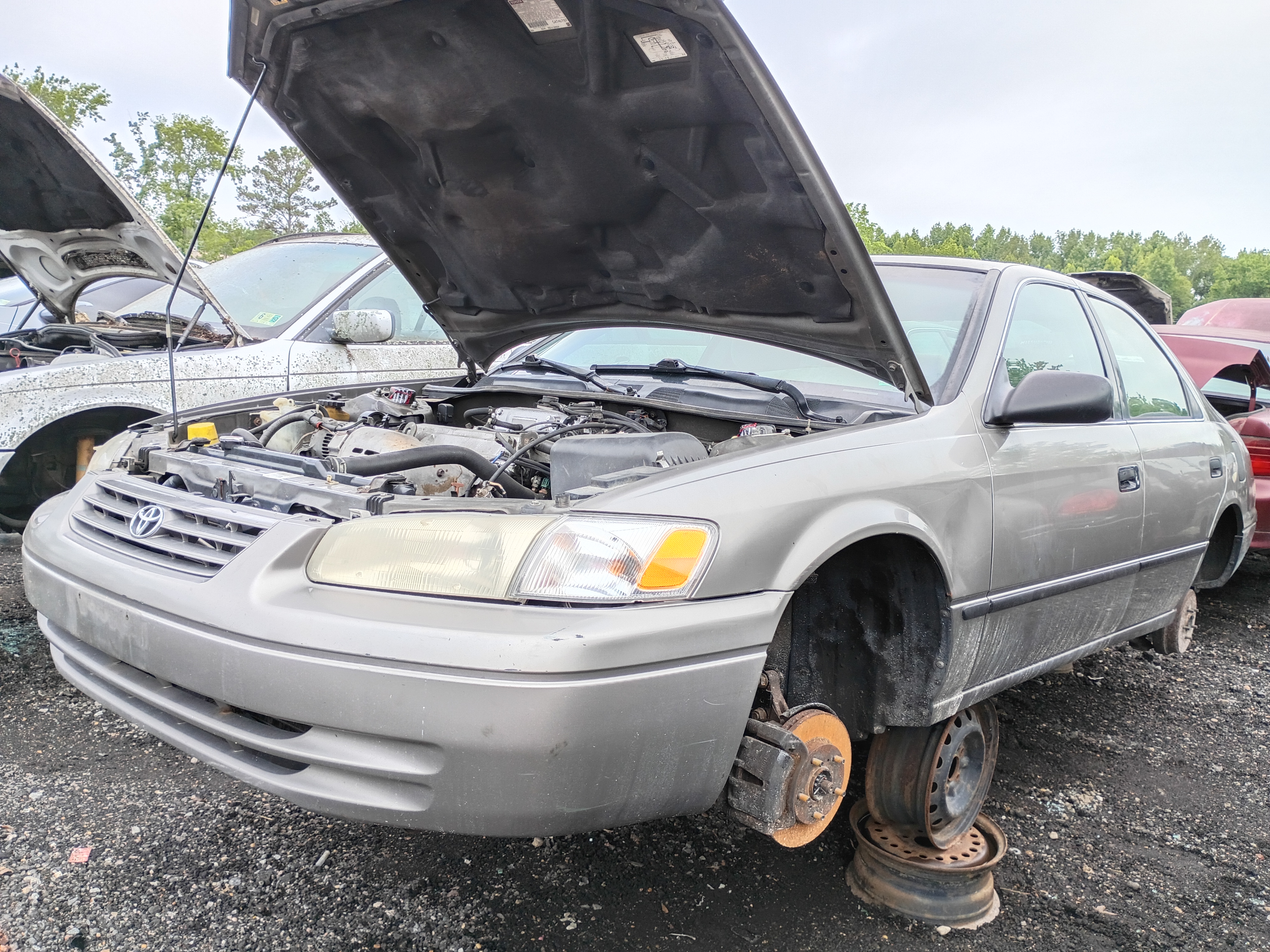 1999 TOYOTA Camry