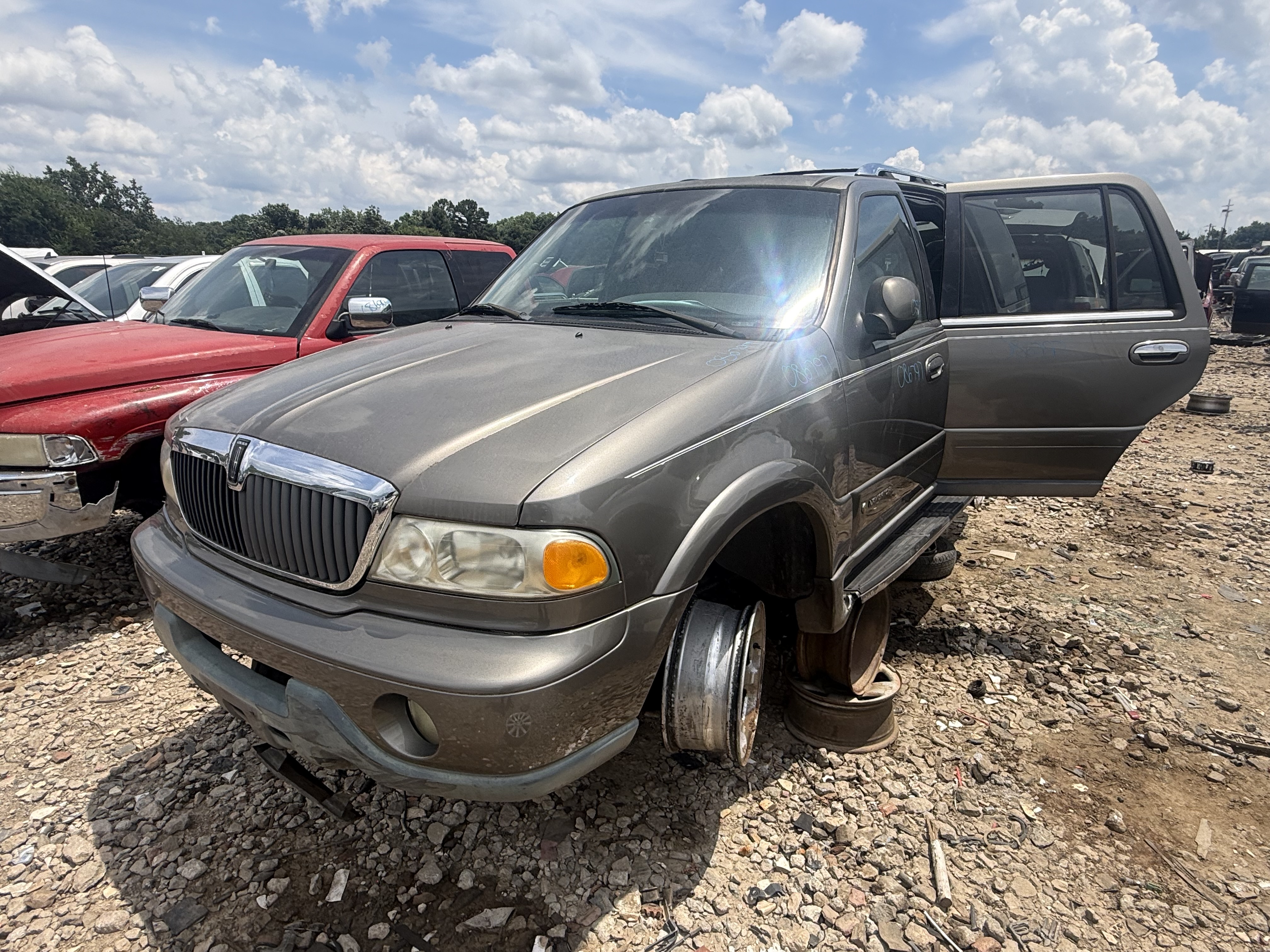 2001 LINCOLN Navigator