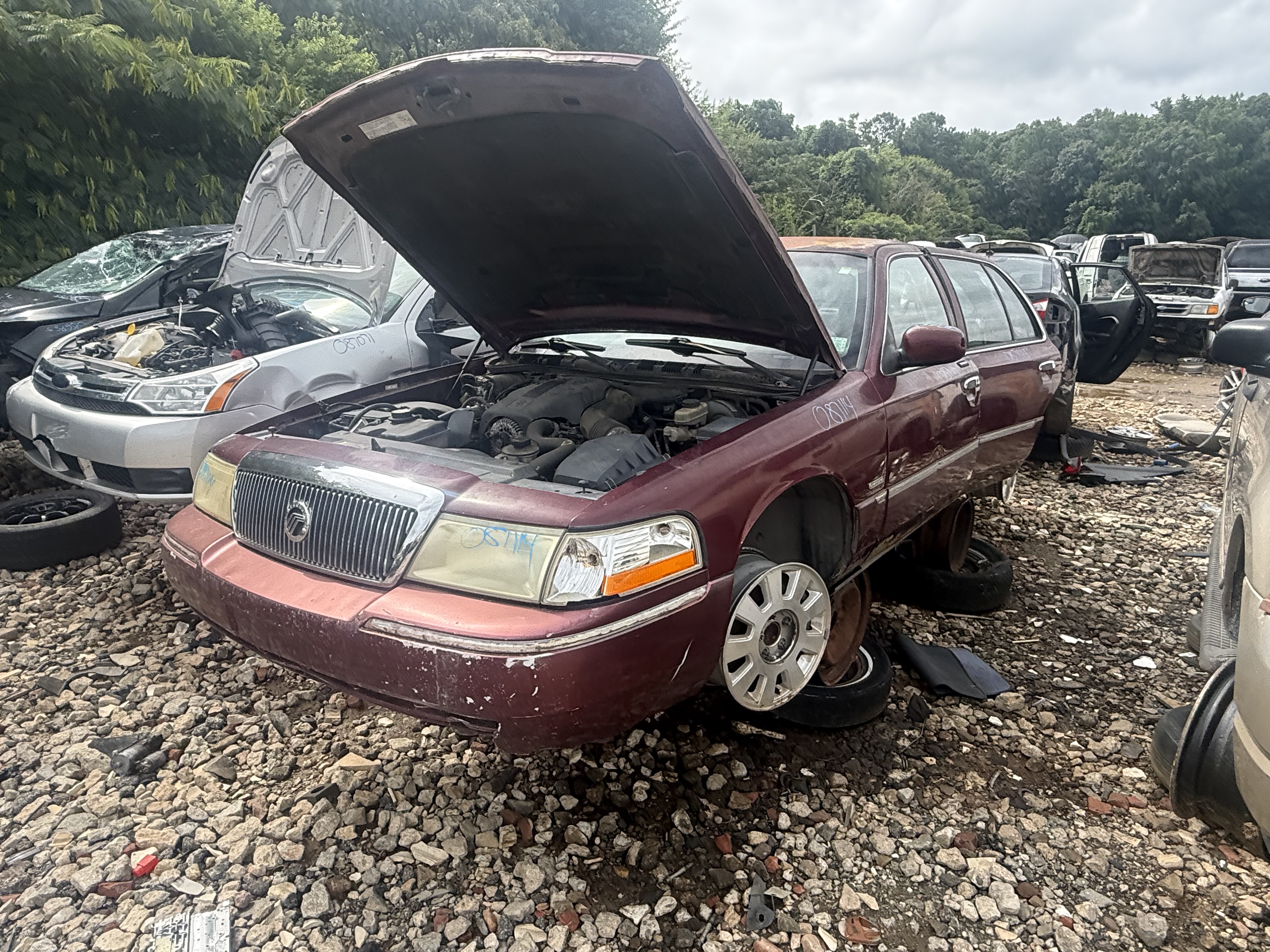 2004 MERCURY Grand Marquis