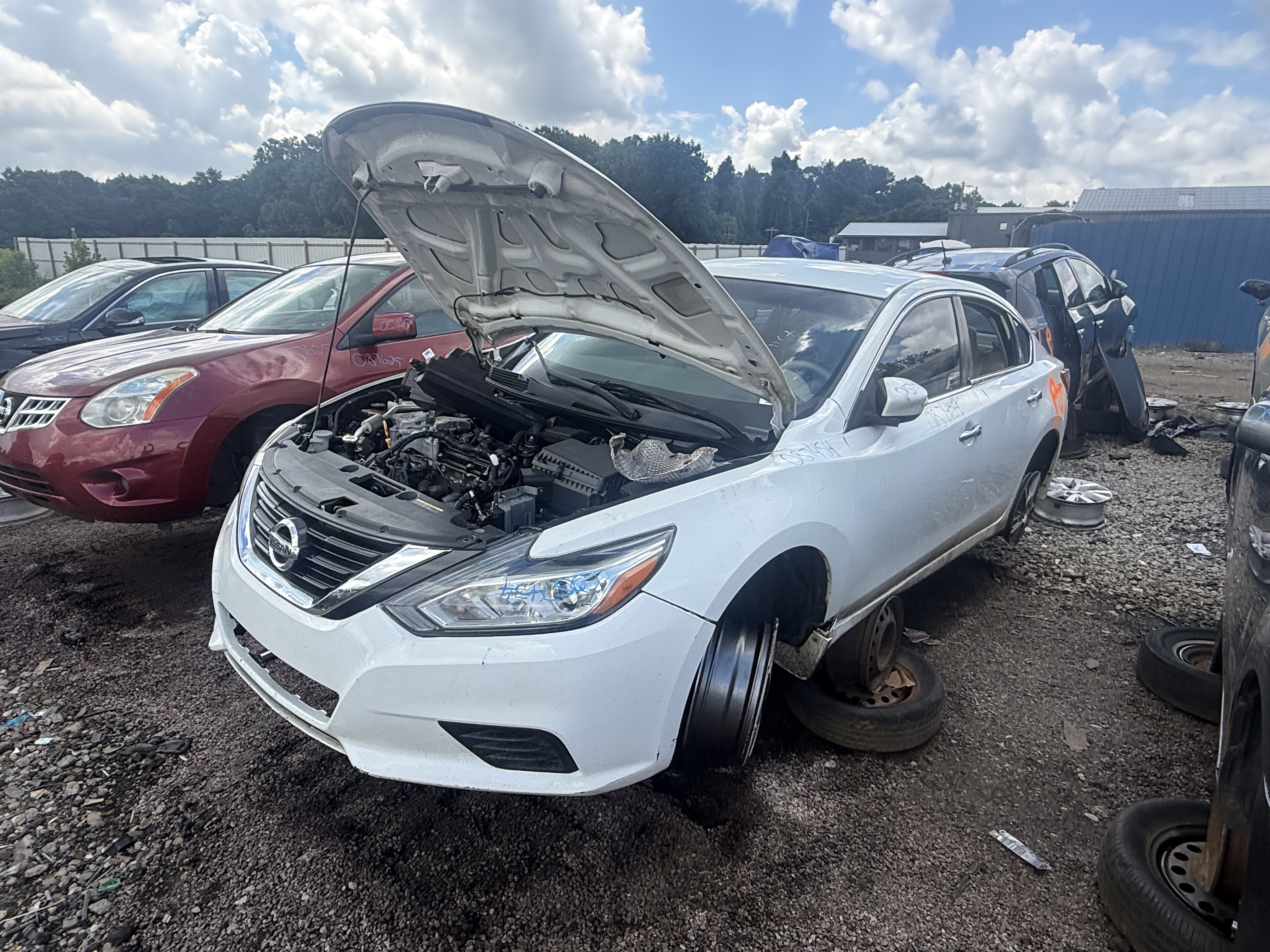 2017 NISSAN Altima