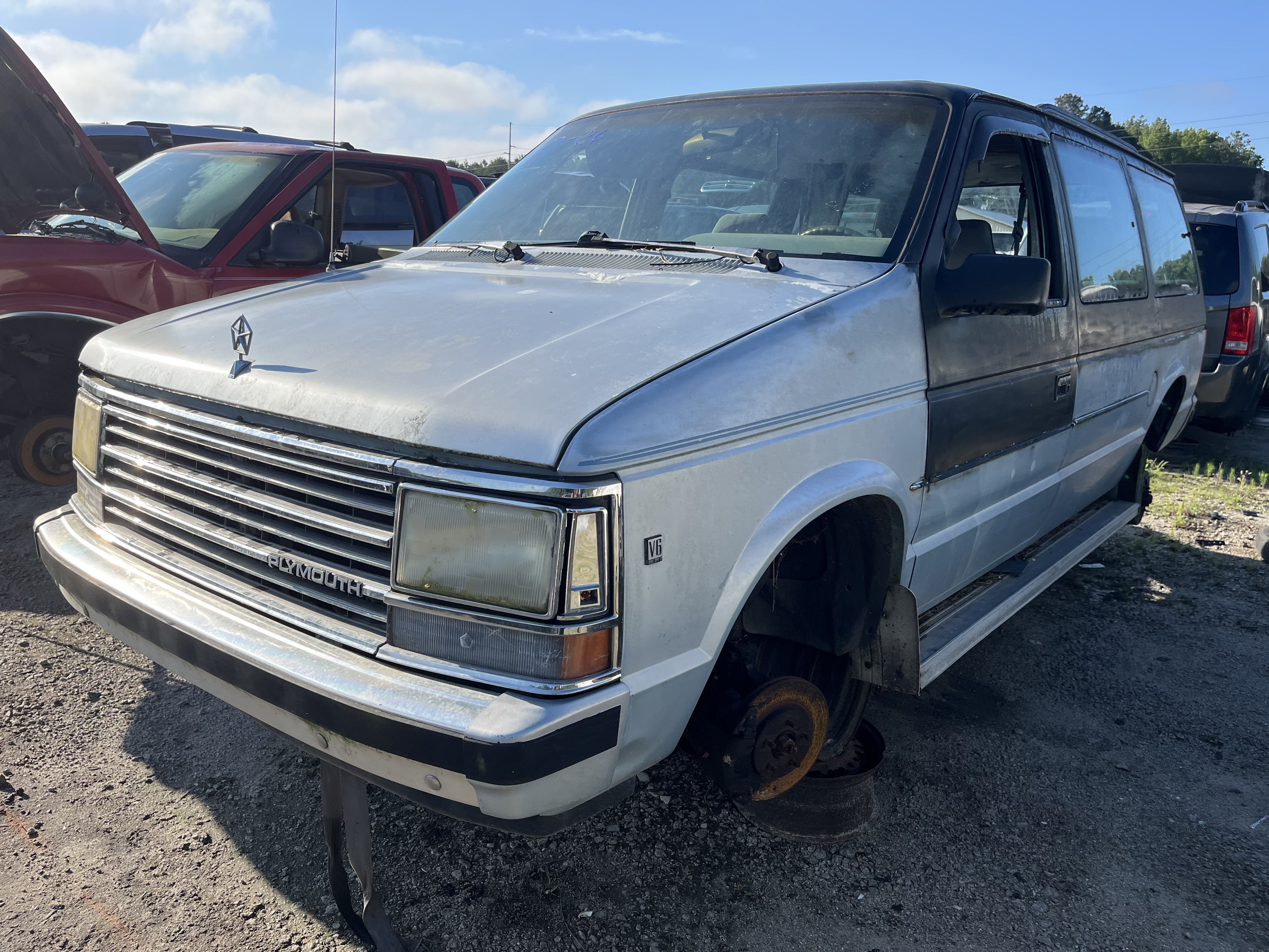 1990 PLYMOUTH Grand Voyager