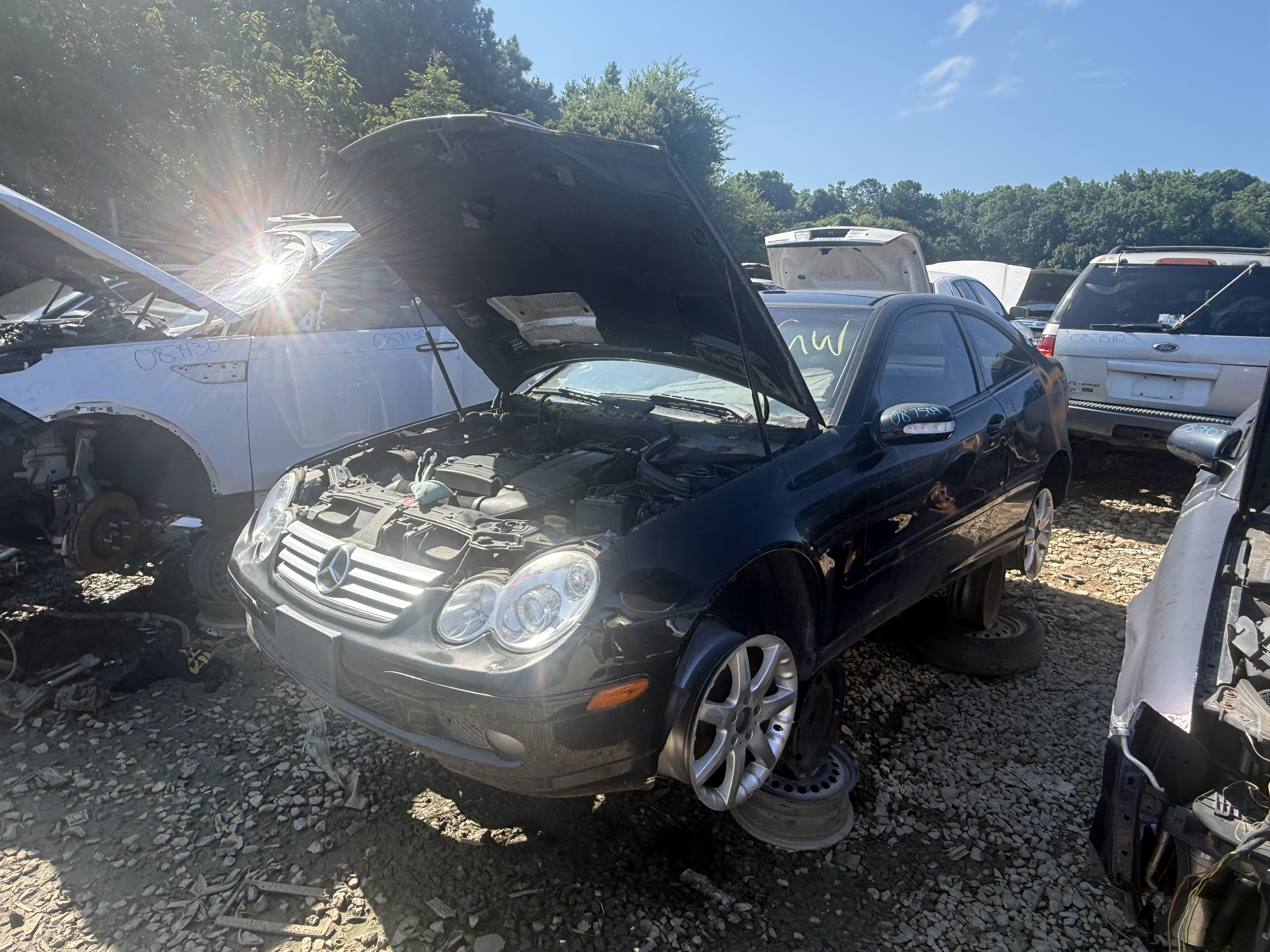 2004 MERCEDES-BENZ C-Class