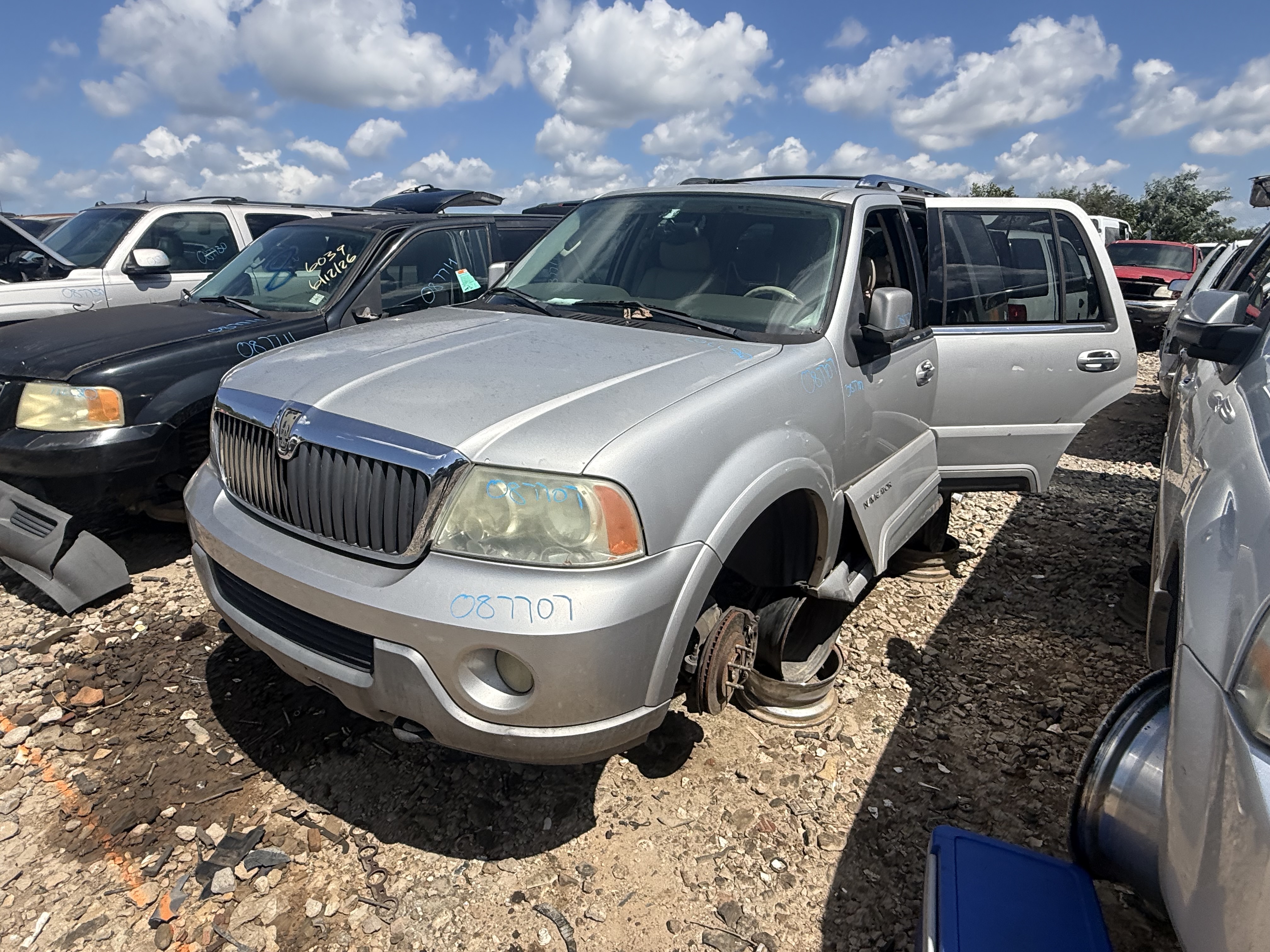 2004 LINCOLN Navigator