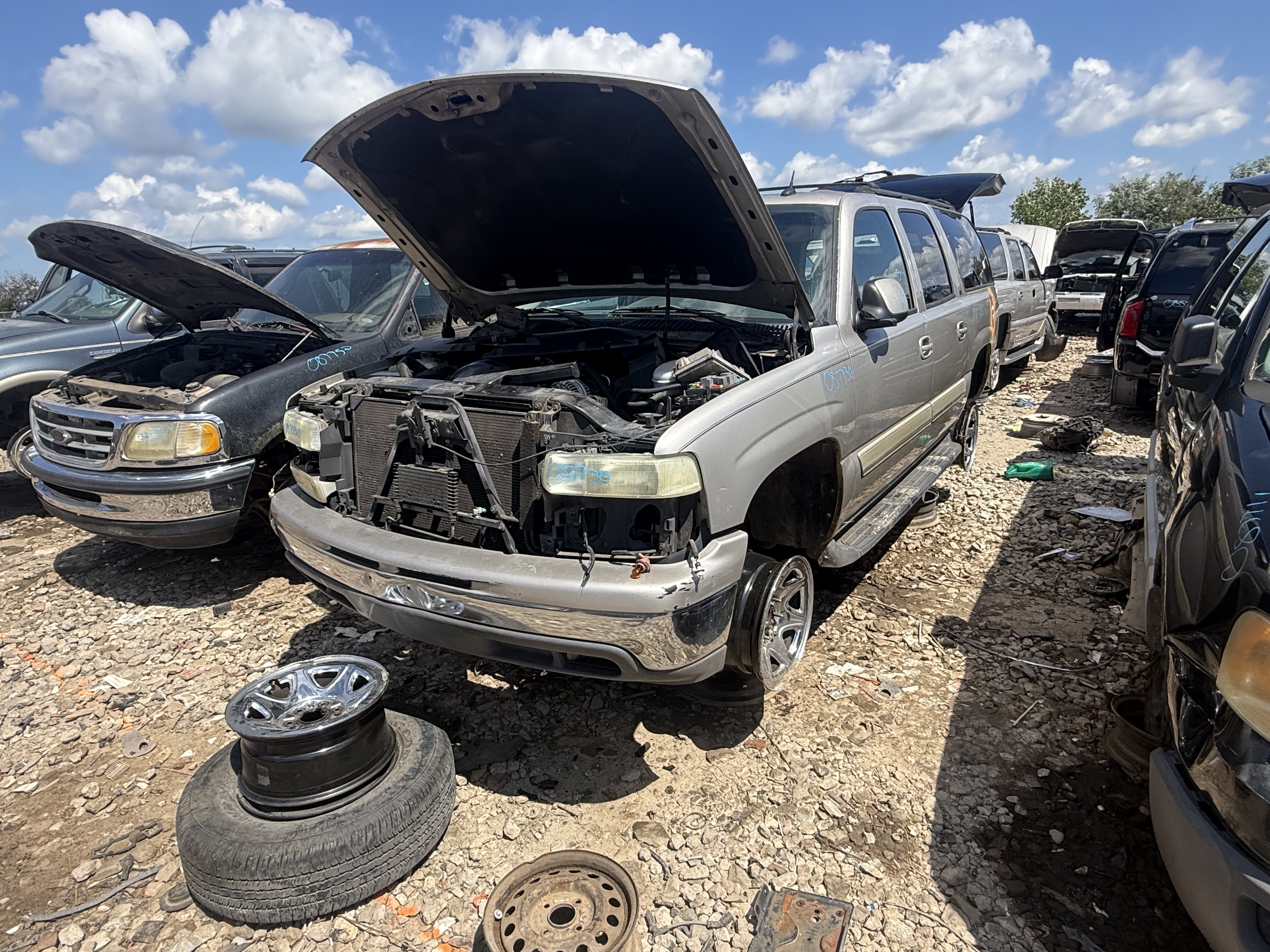 2005 CHEVROLET Suburban