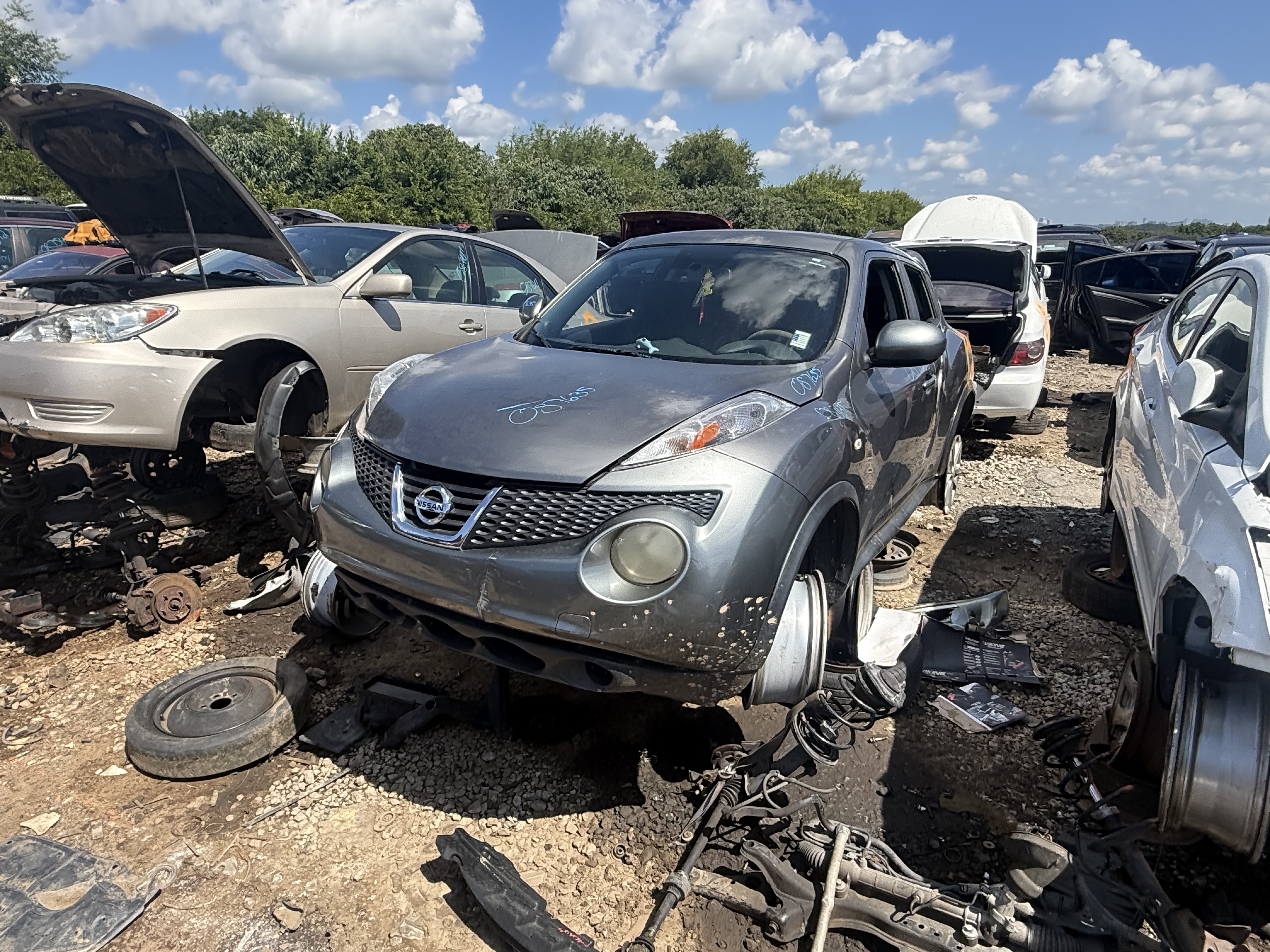 2011 NISSAN Juke