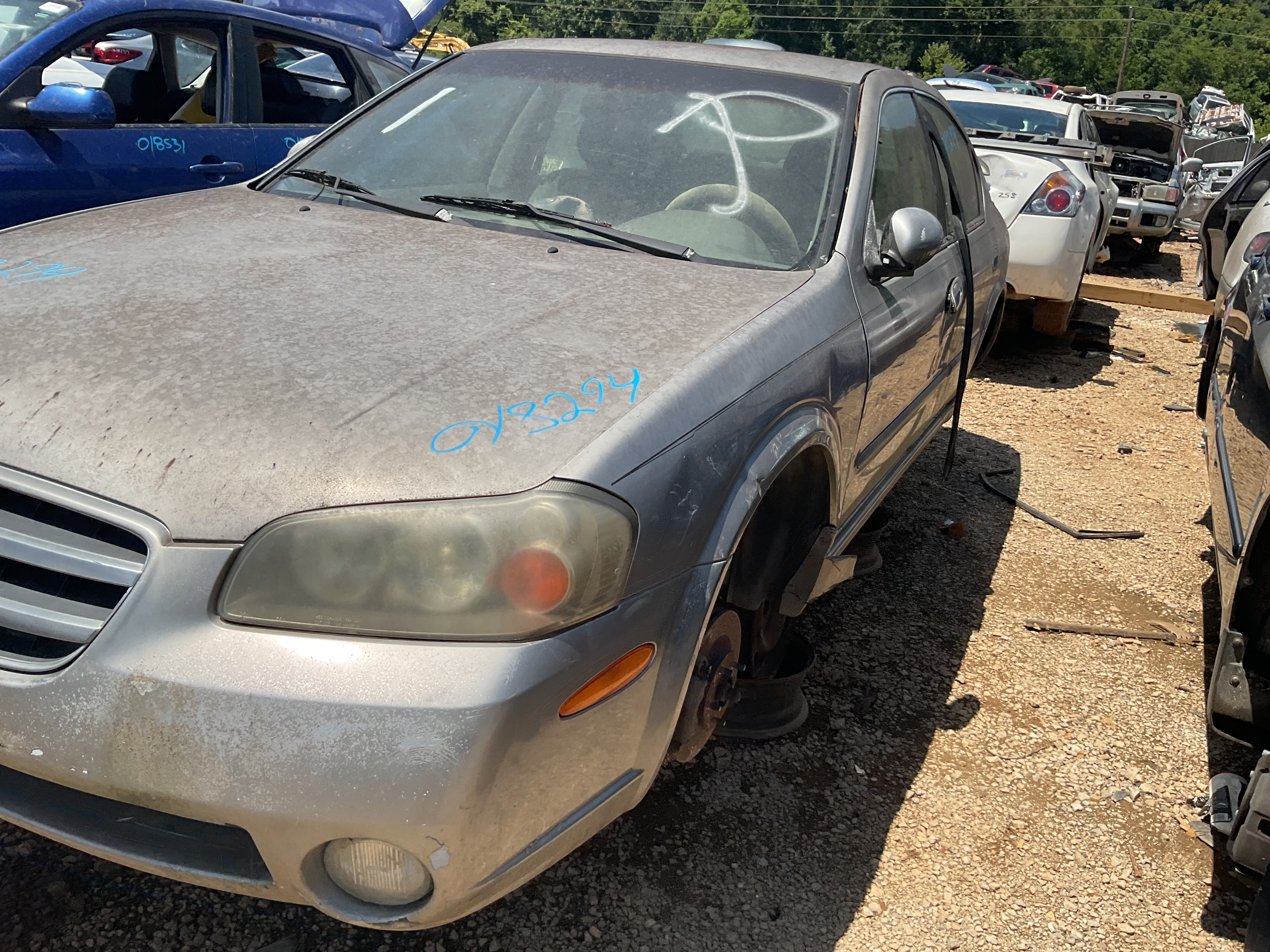 2002 NISSAN Maxima
