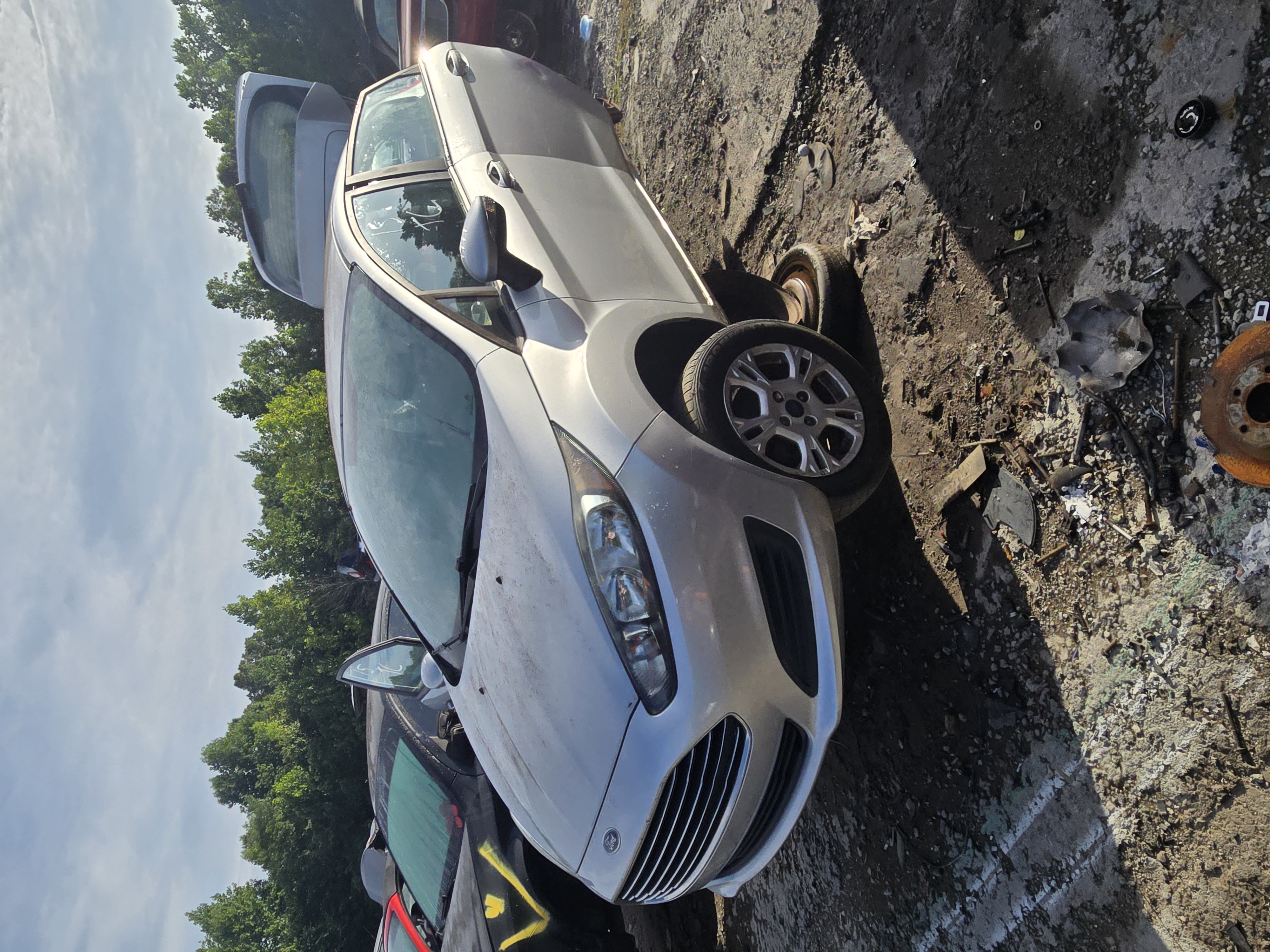 2015 FORD Fiesta