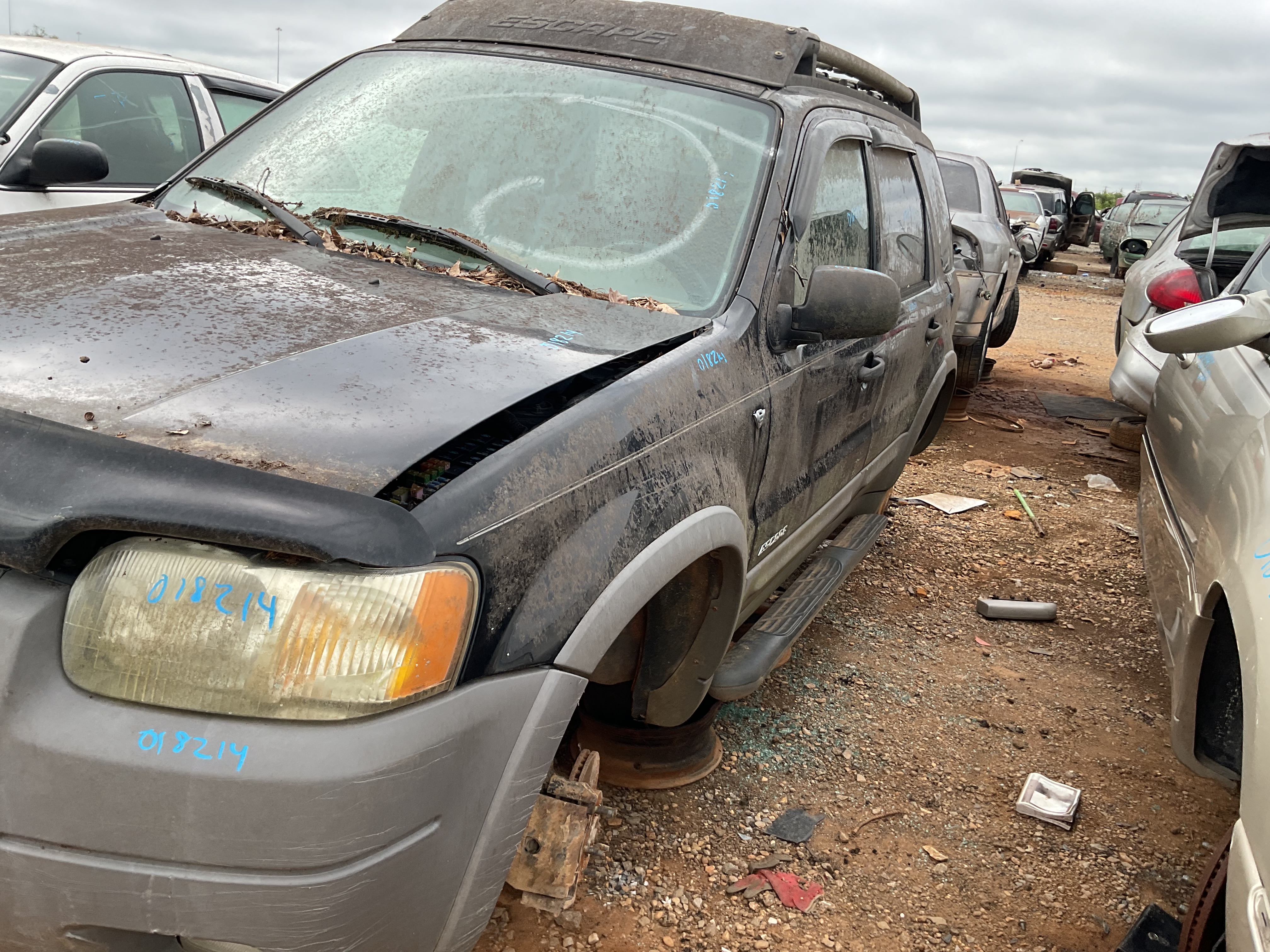 2002 FORD Escape