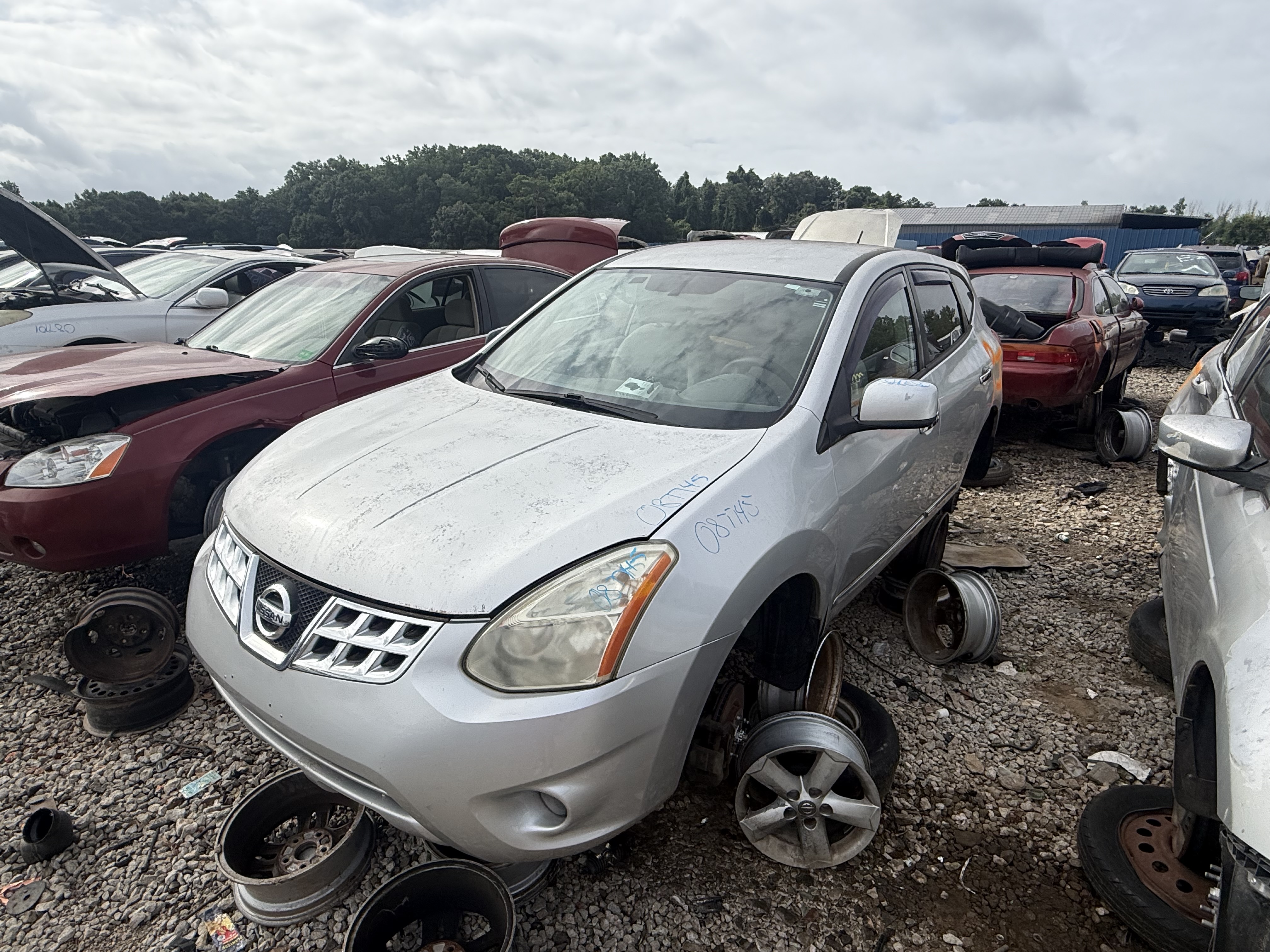 2008 NISSAN Rogue