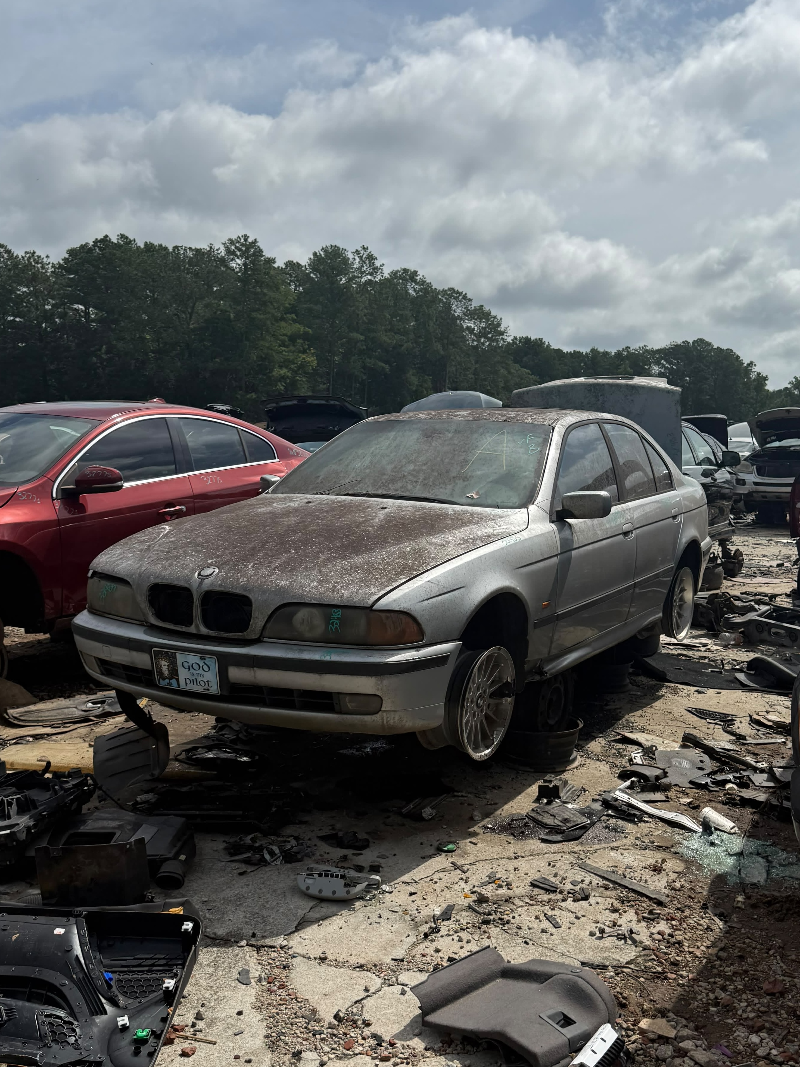 2000 BMW 540I