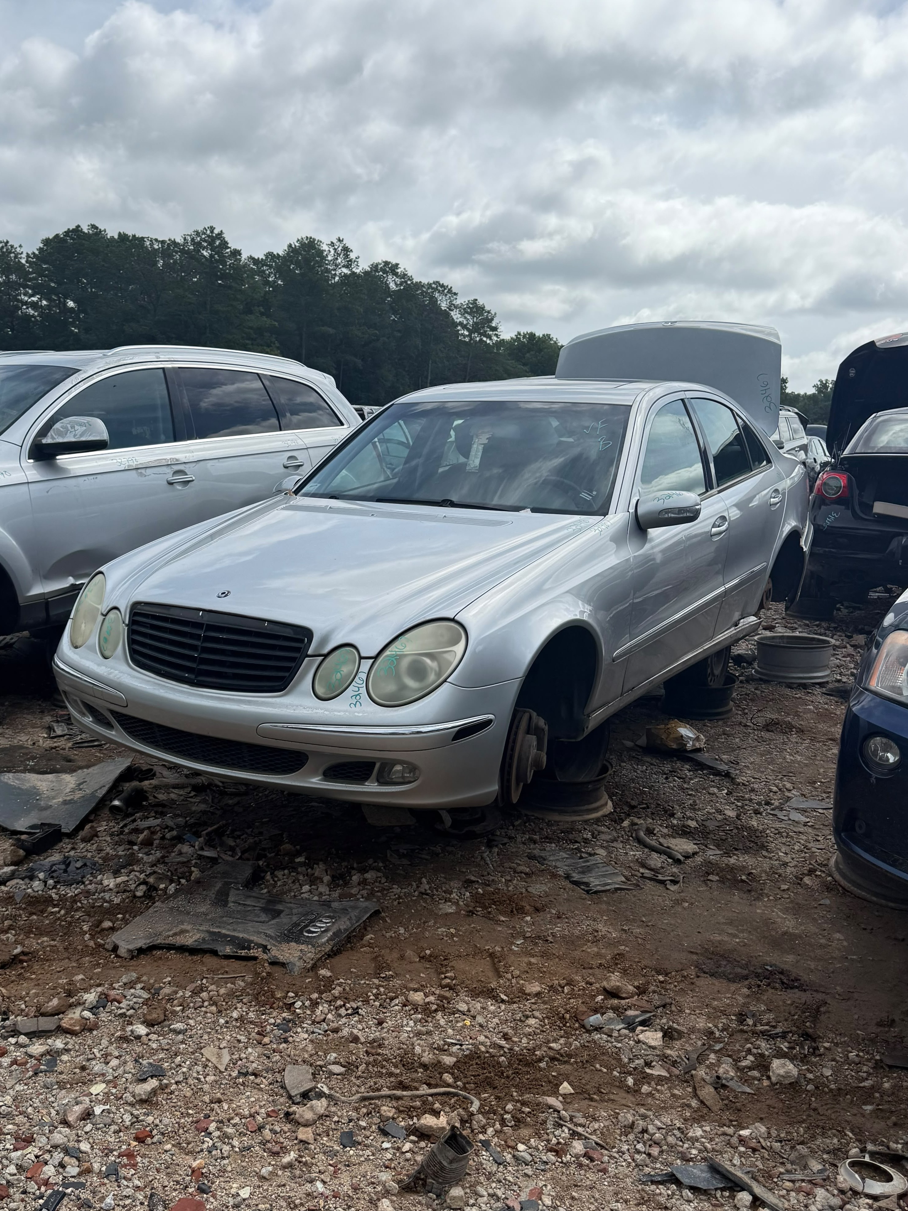 2005 MERCEDES-BENZ E-Class