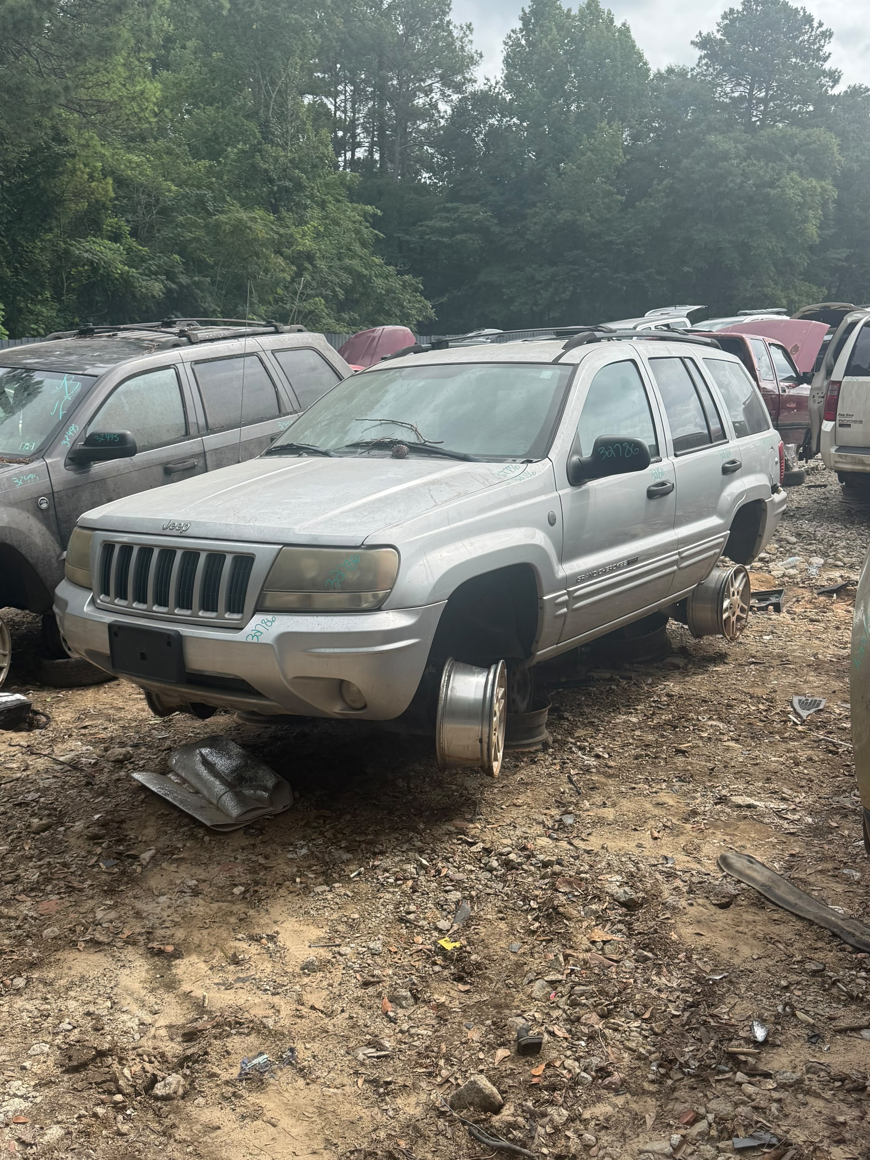 2004 JEEP Grand Cherokee