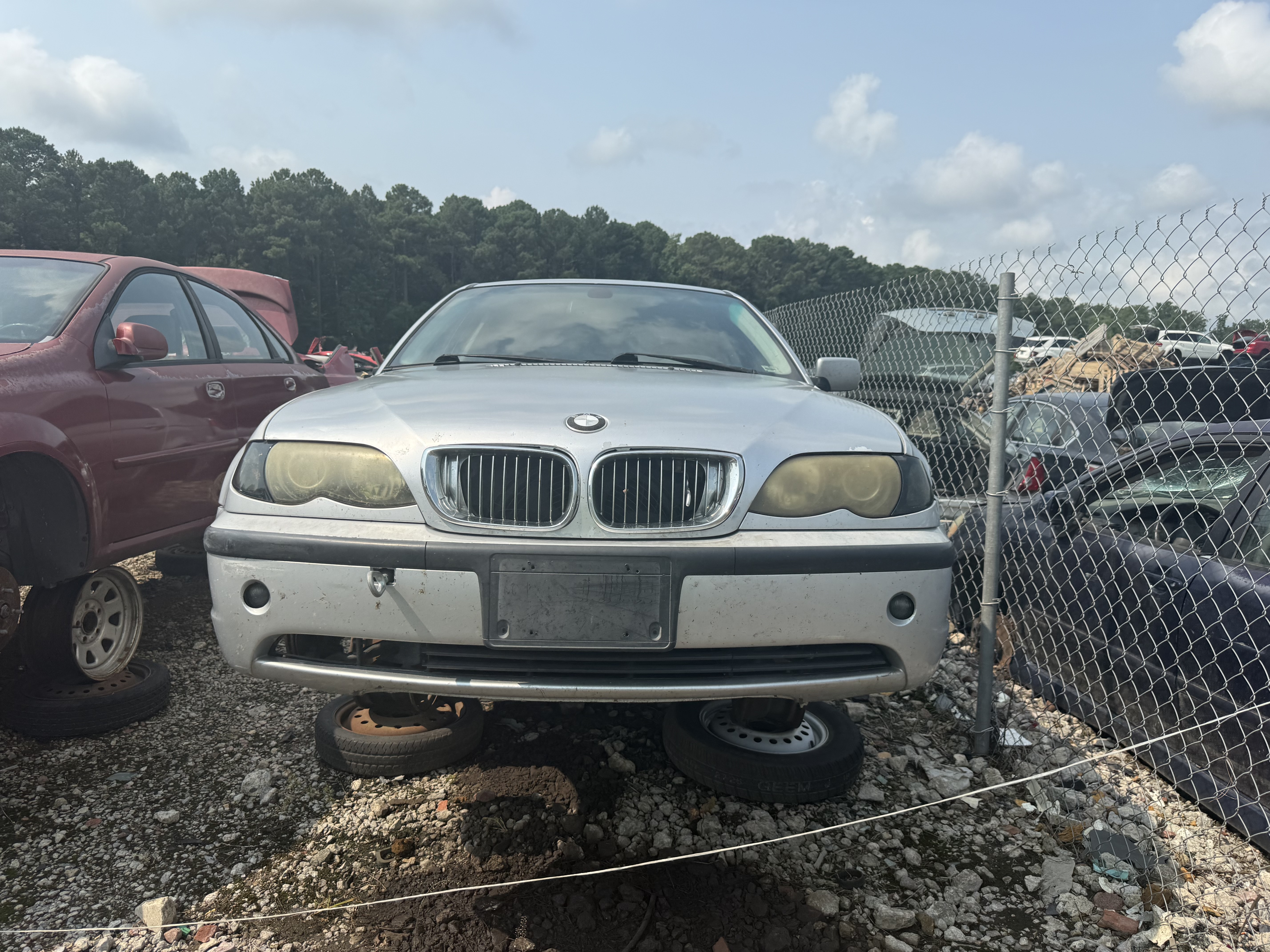 2005 BMW 325i