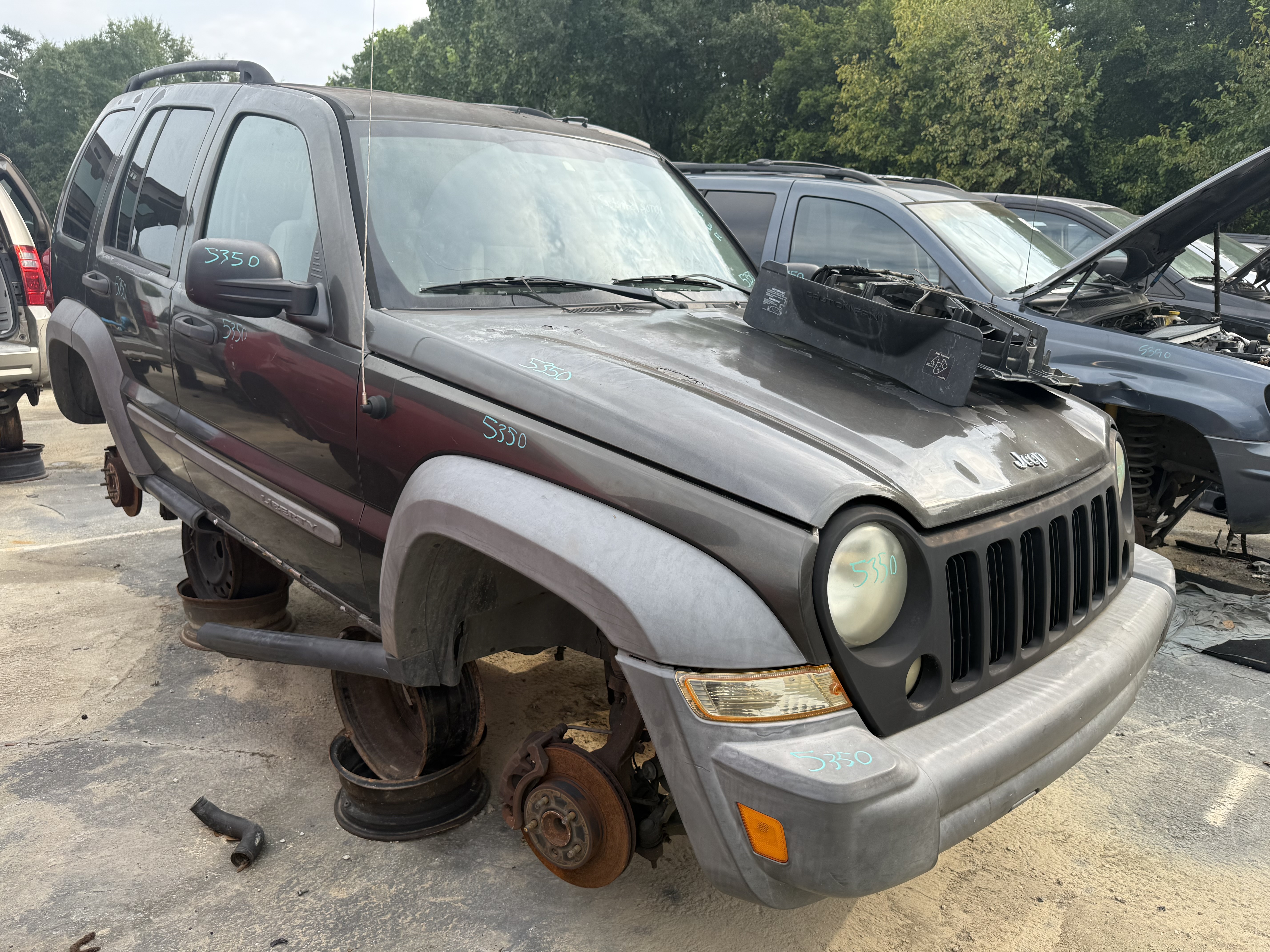 2006 JEEP Liberty