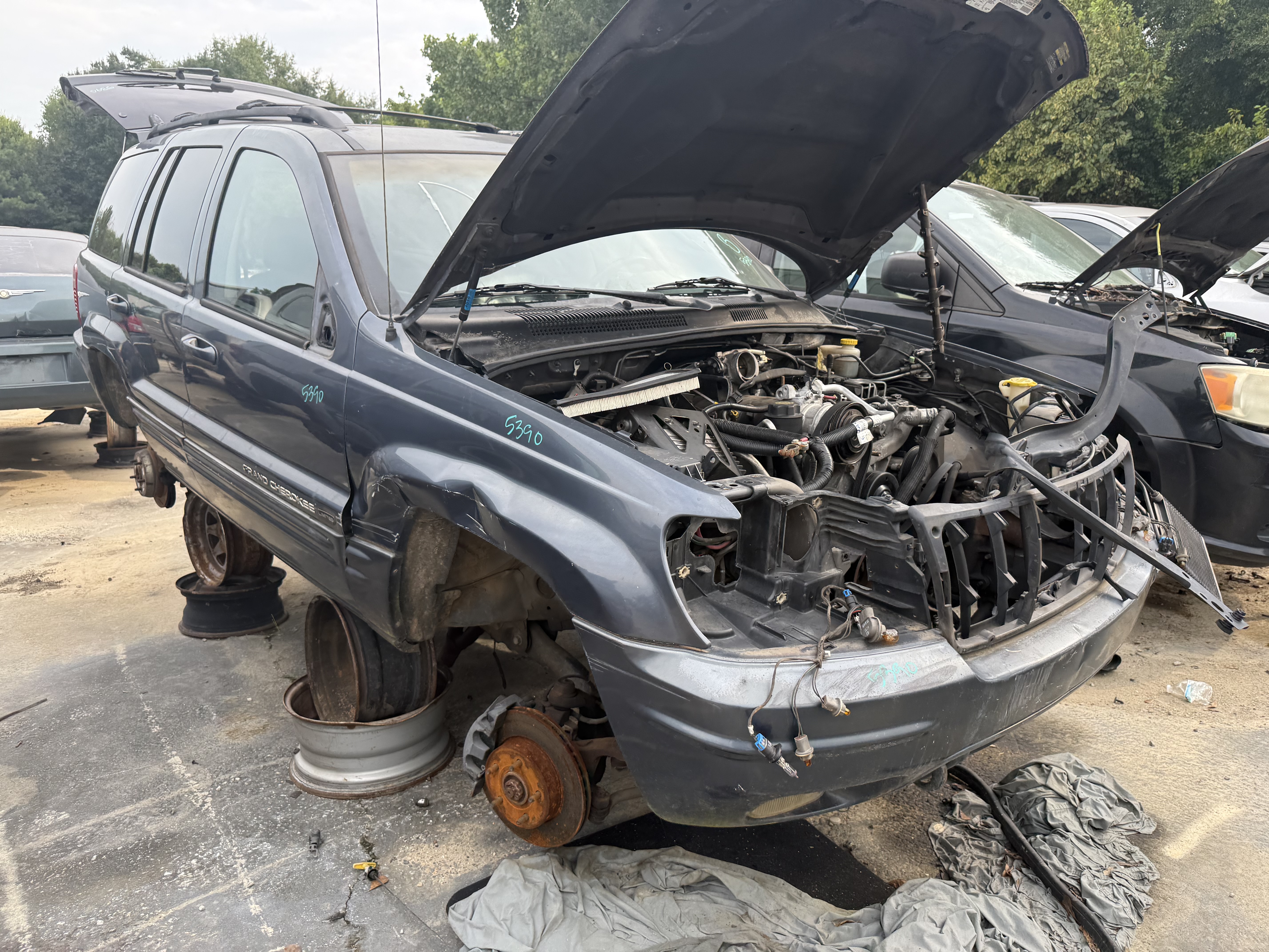 2002 JEEP Grand Cherokee