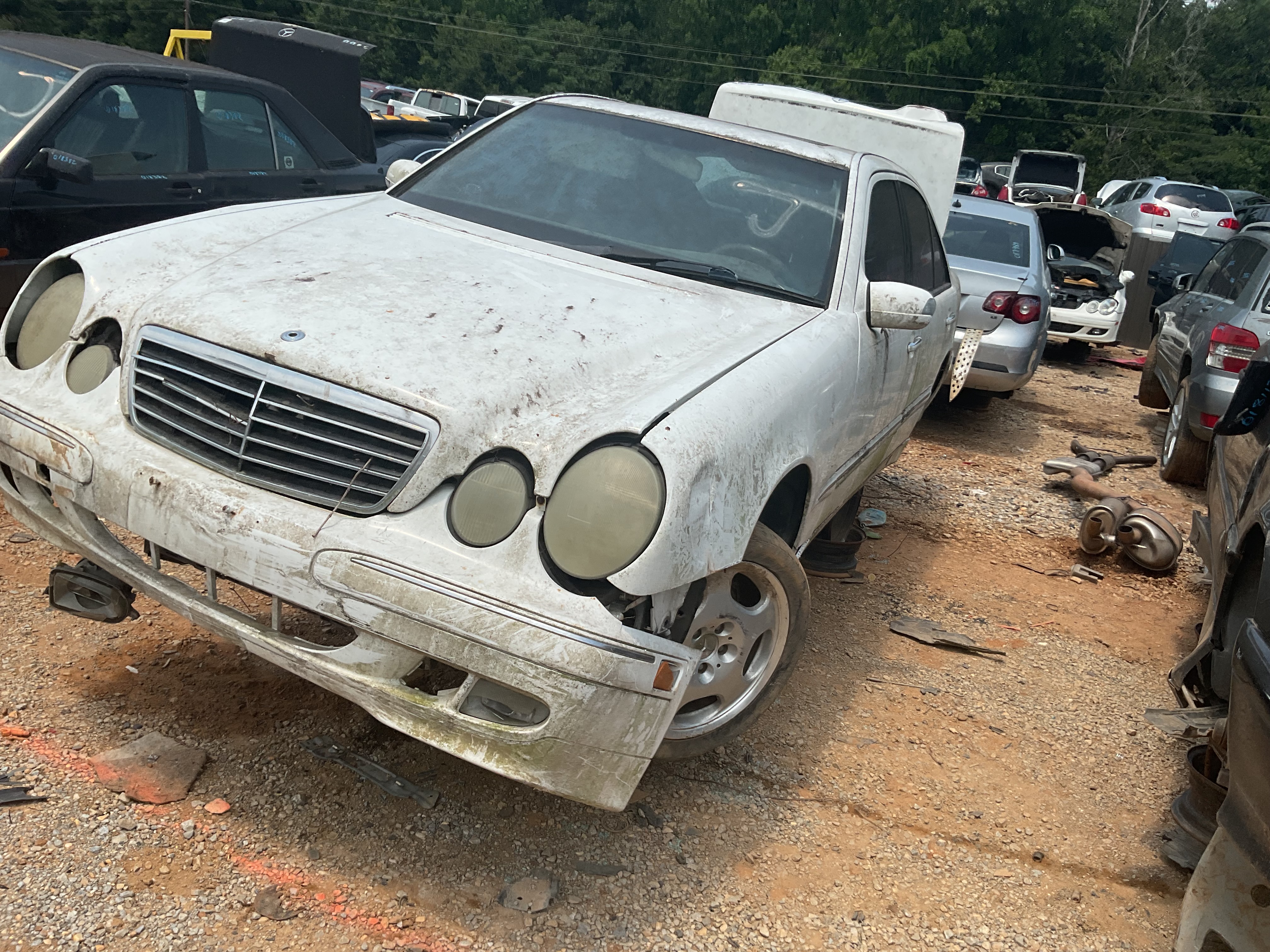 2001 MERCEDES-BENZ E-Class