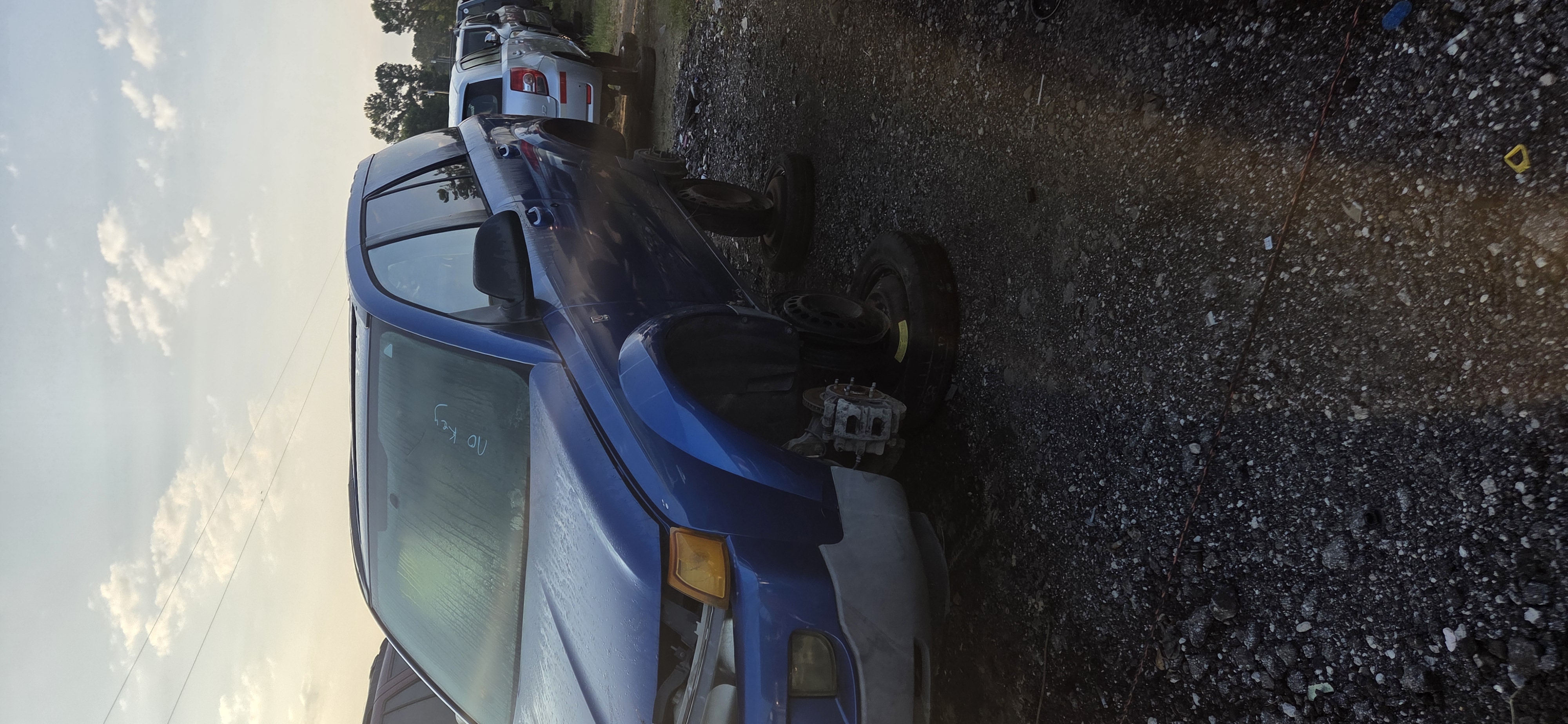 2004 SATURN Vue