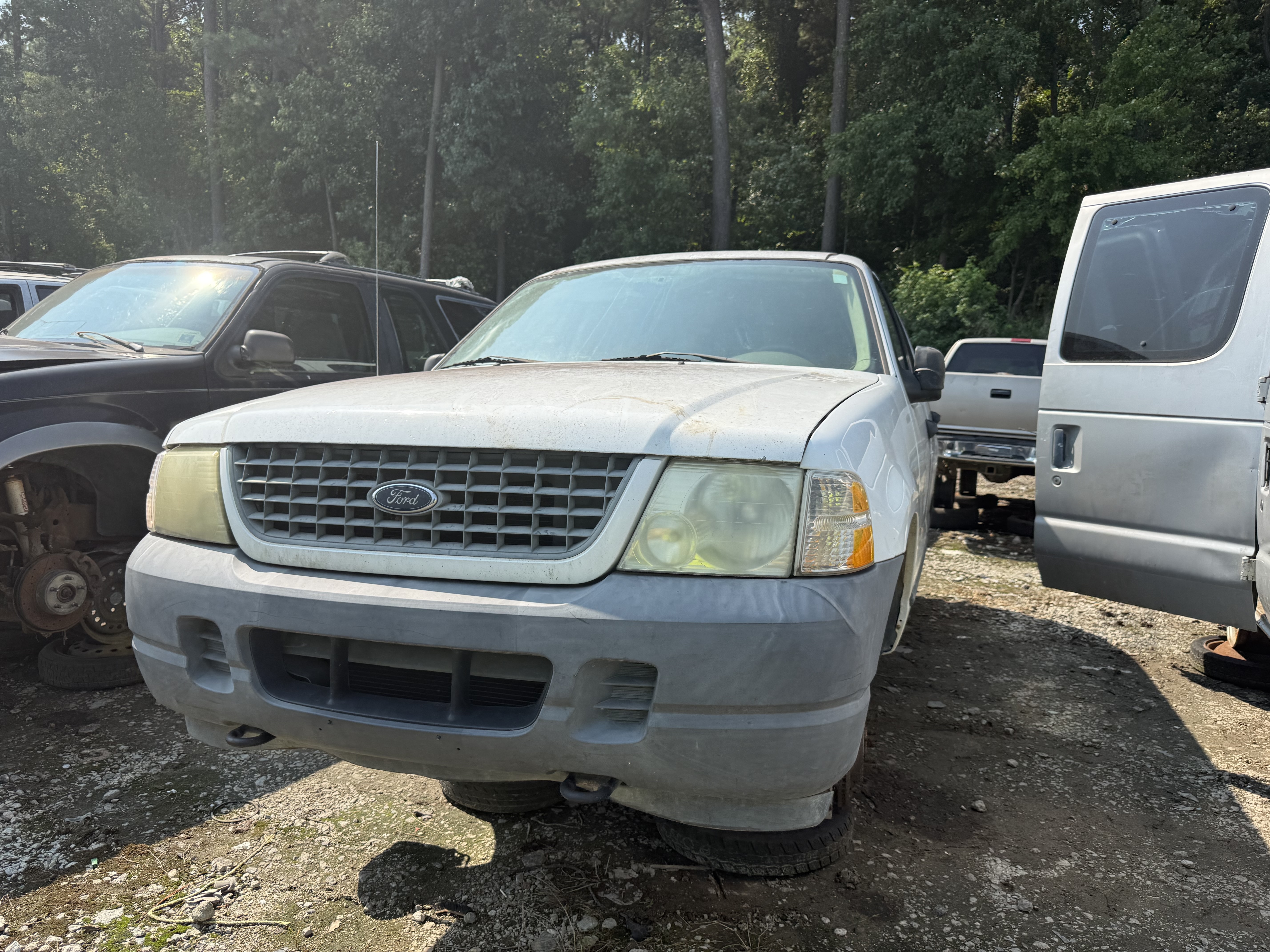 2004 FORD Explorer