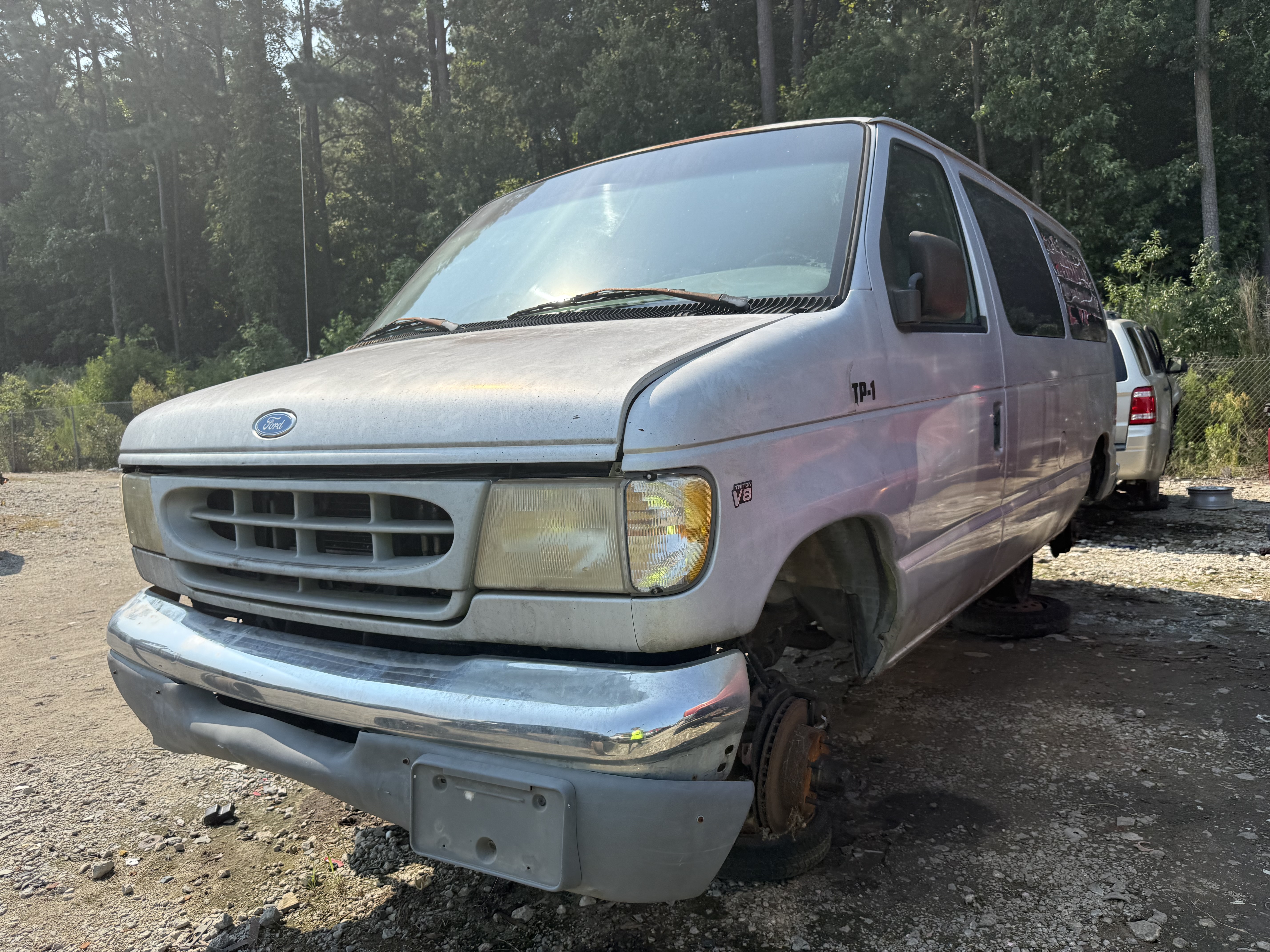 1997 FORD E-150