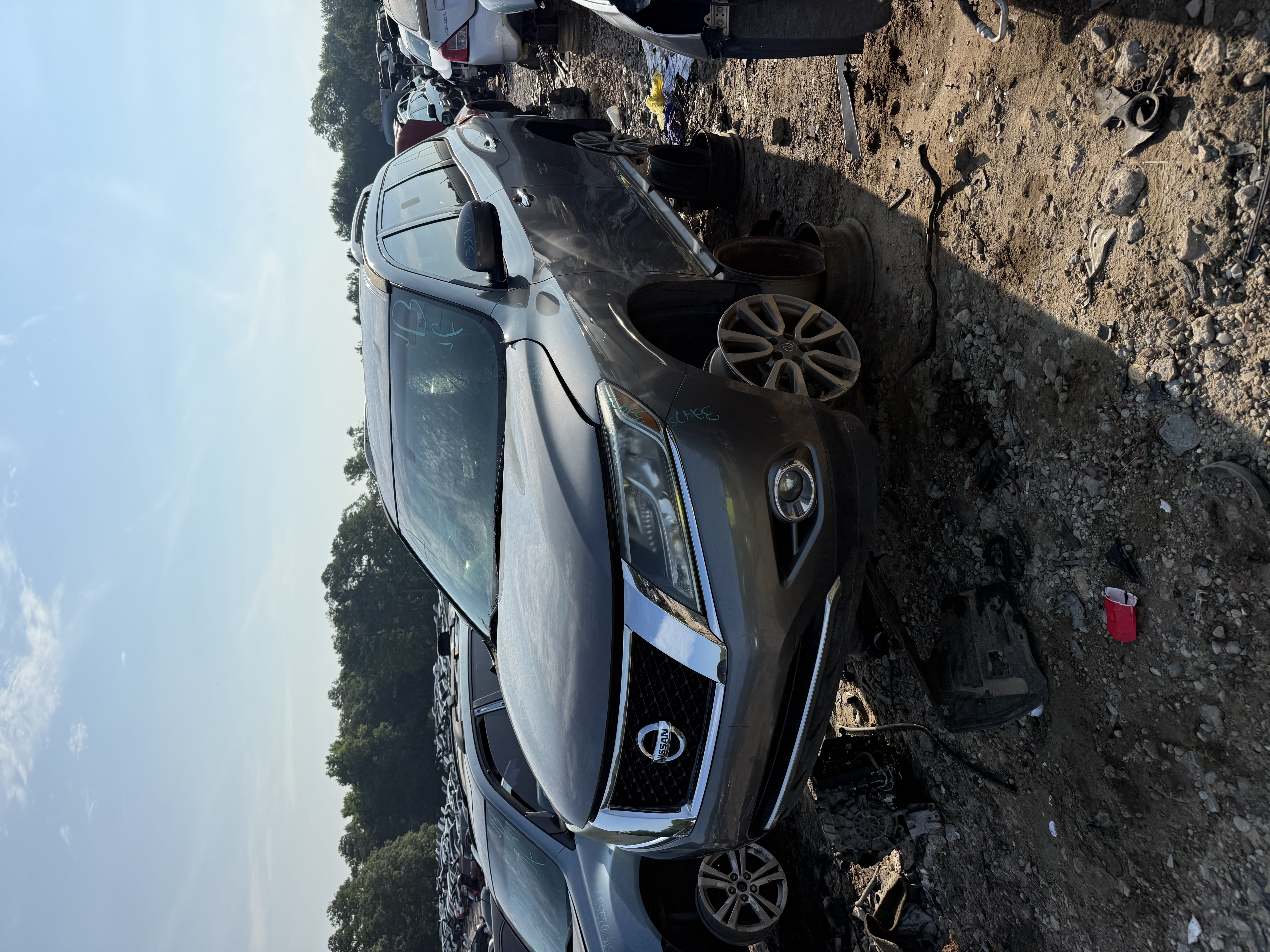 2015 NISSAN Pathfinder
