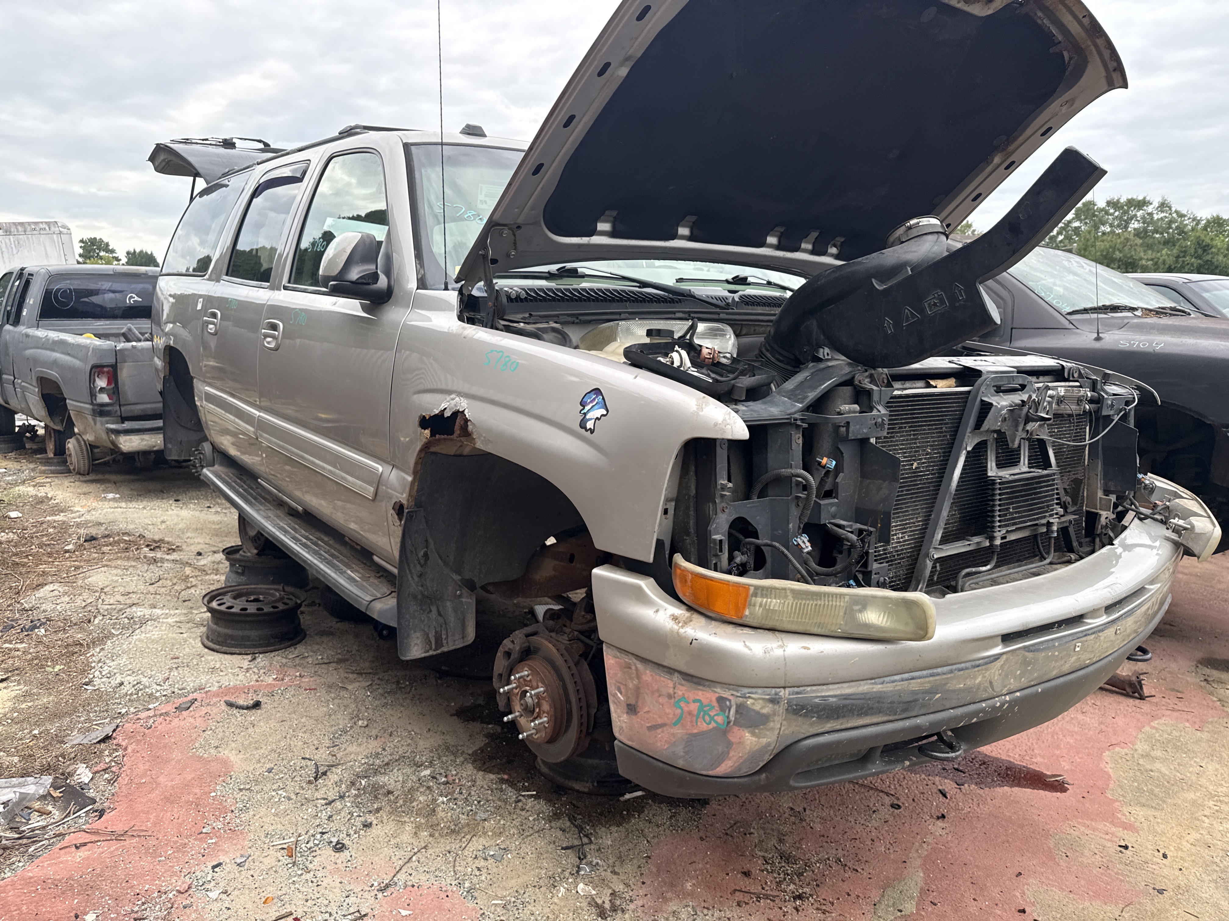 2005 CHEVROLET Suburban