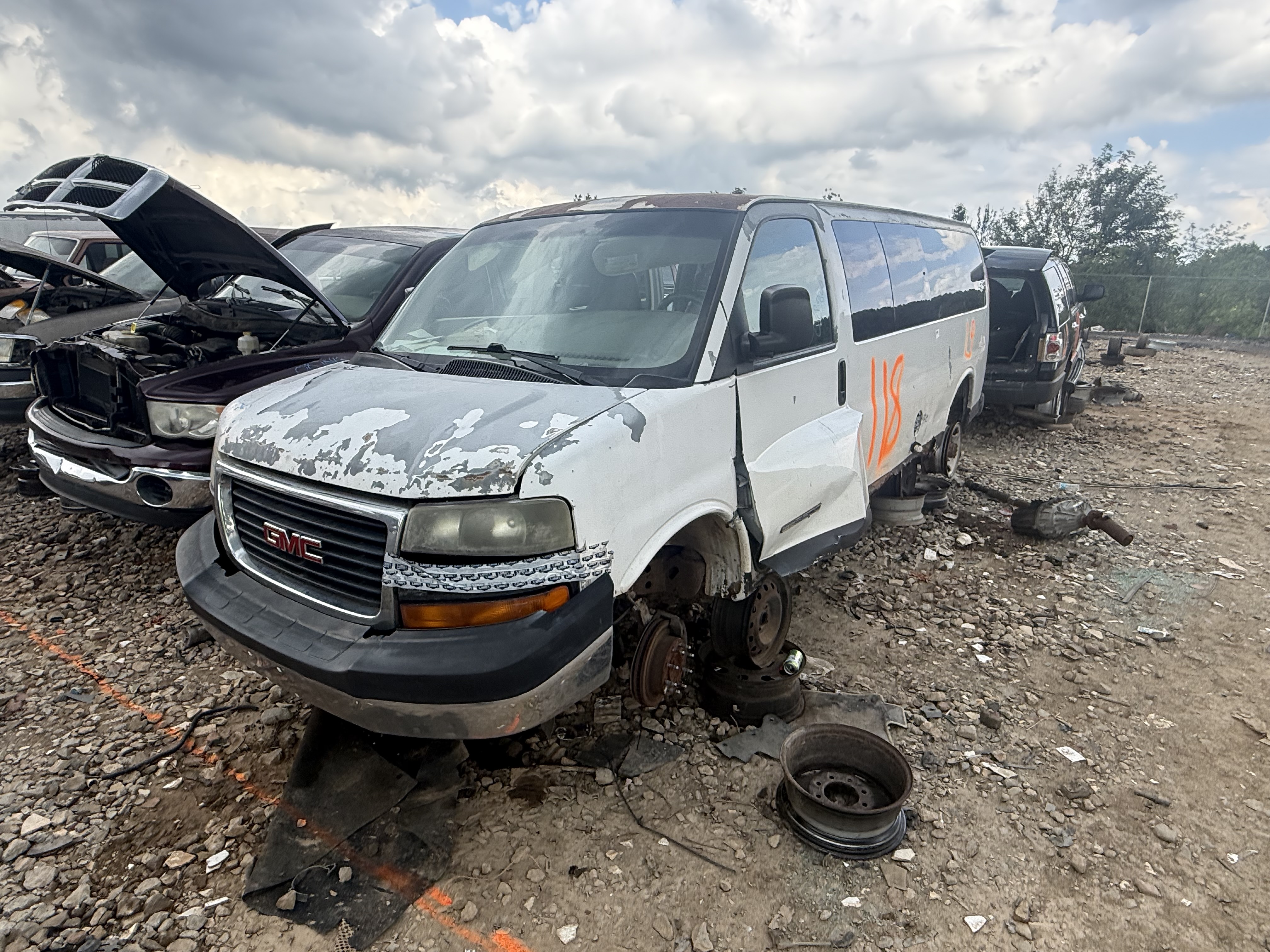 2005 GMC Savana