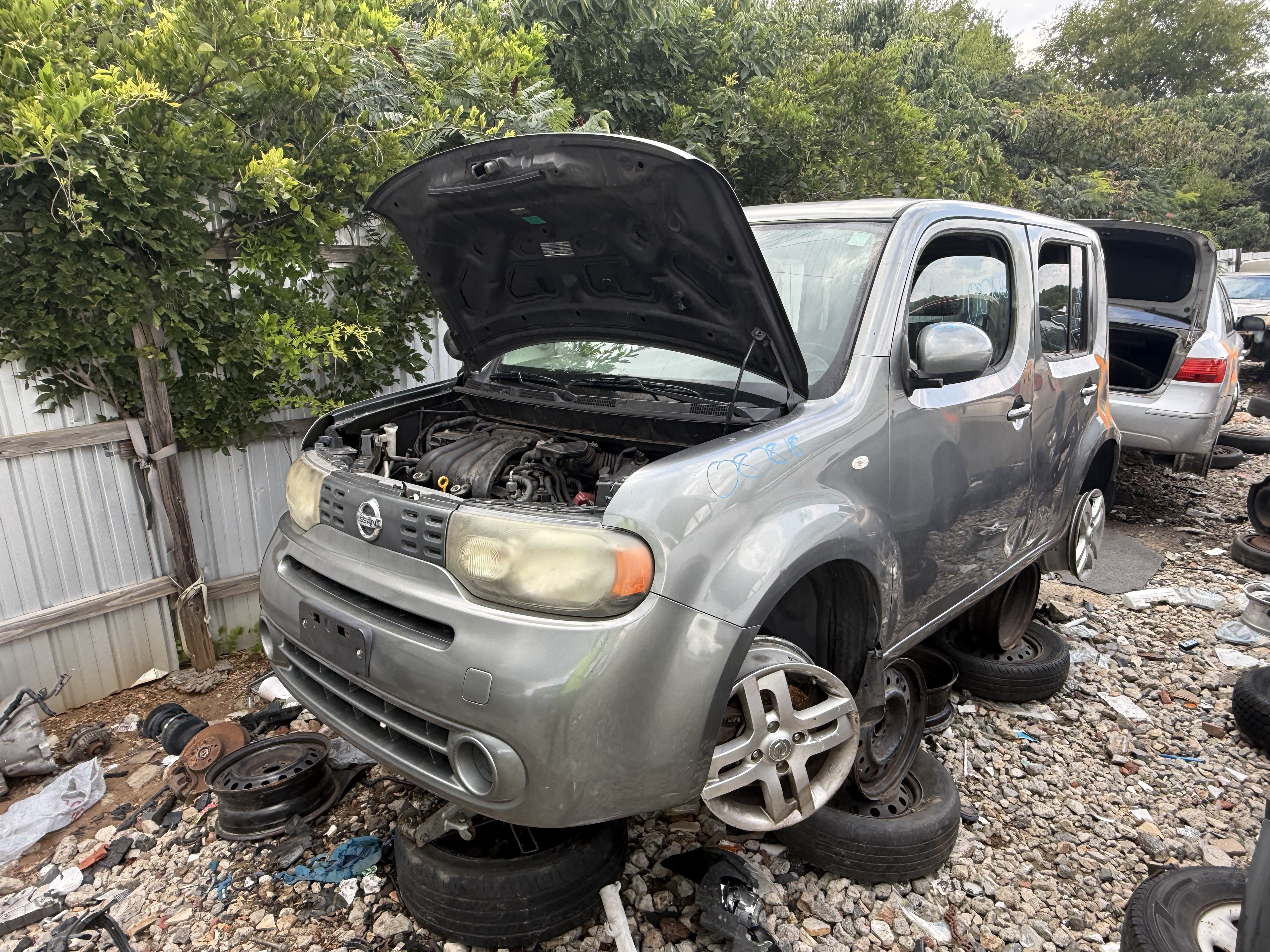 2011 NISSAN Cube