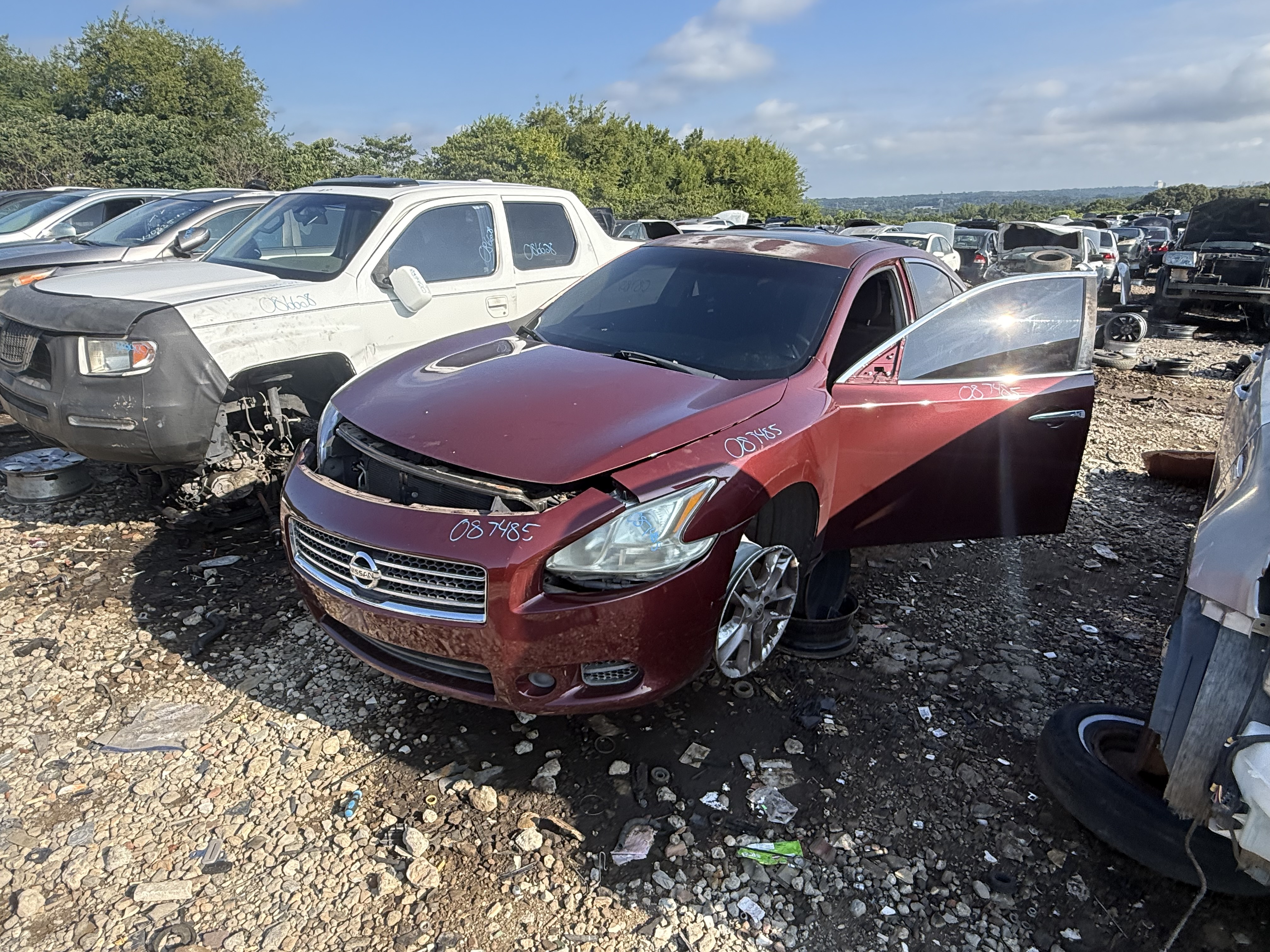 2011 NISSAN Maxima