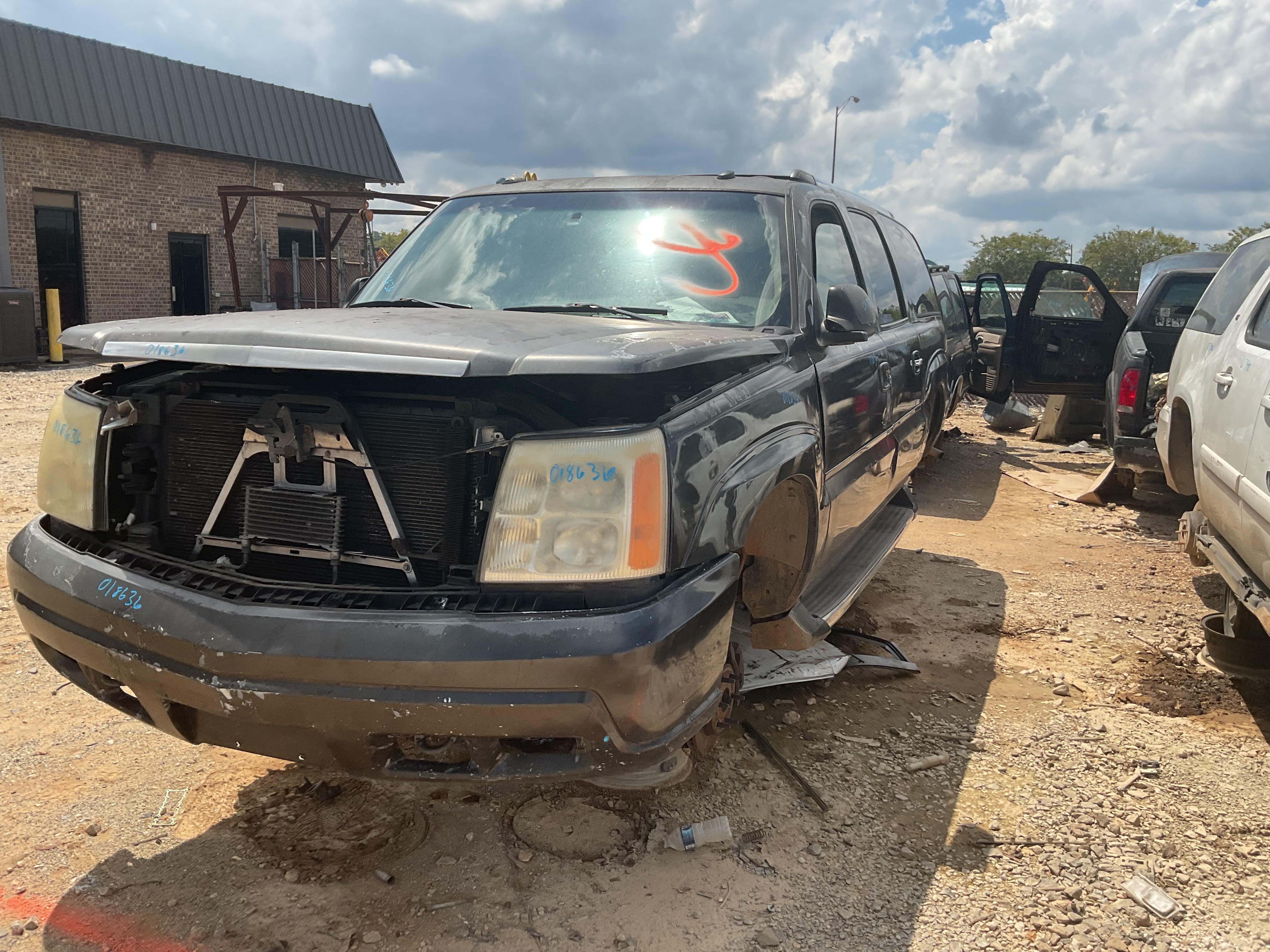 2003 CADILLAC Escalade