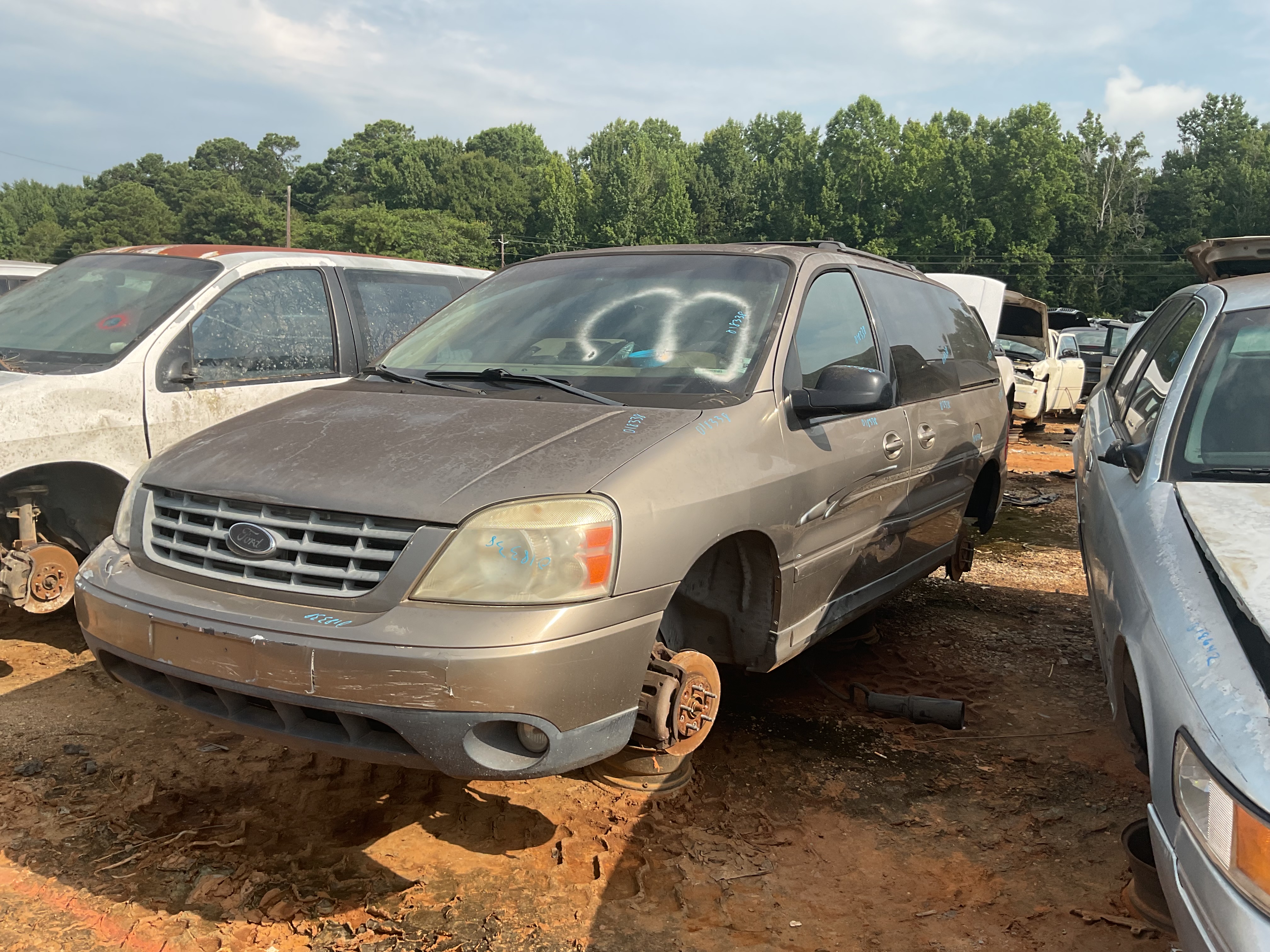 2004 FORD Freestar