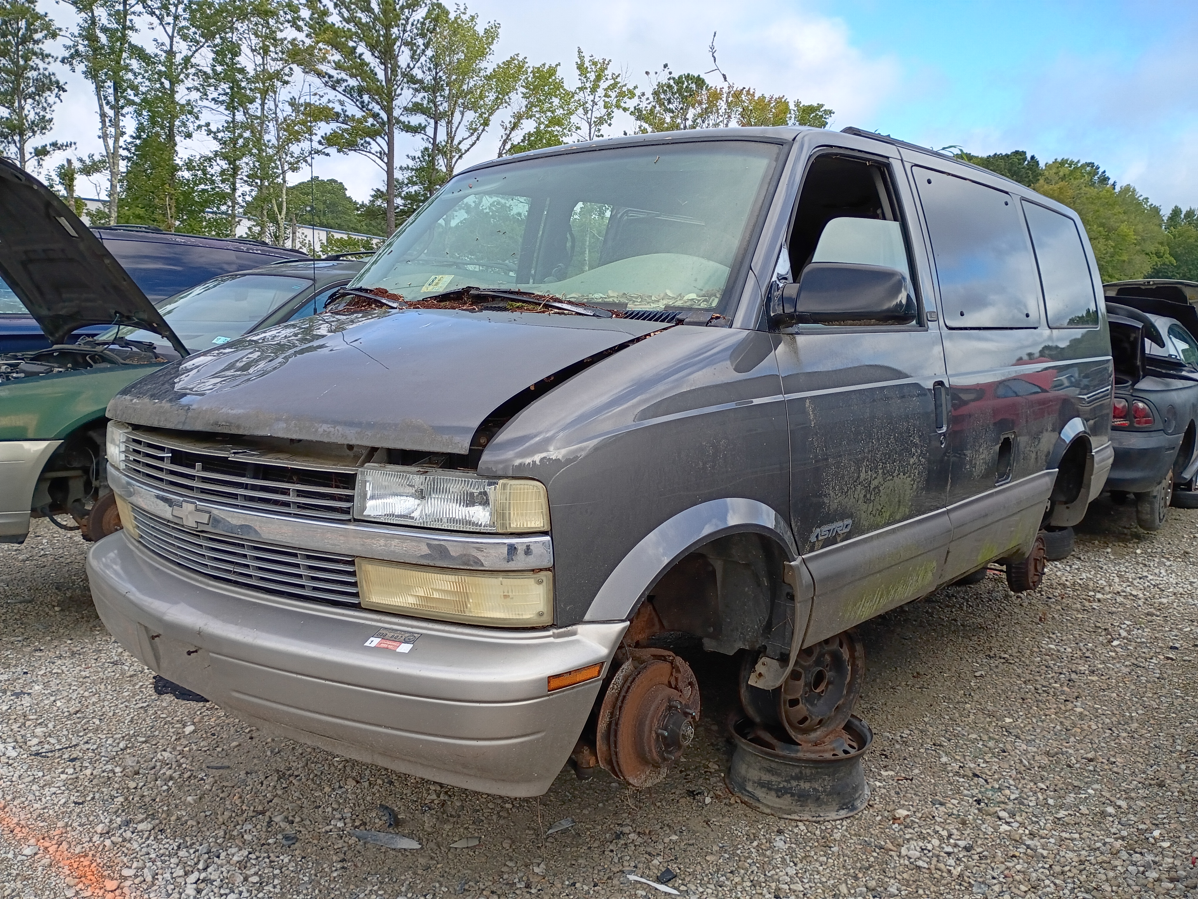 2002 CHEVROLET Astro Van