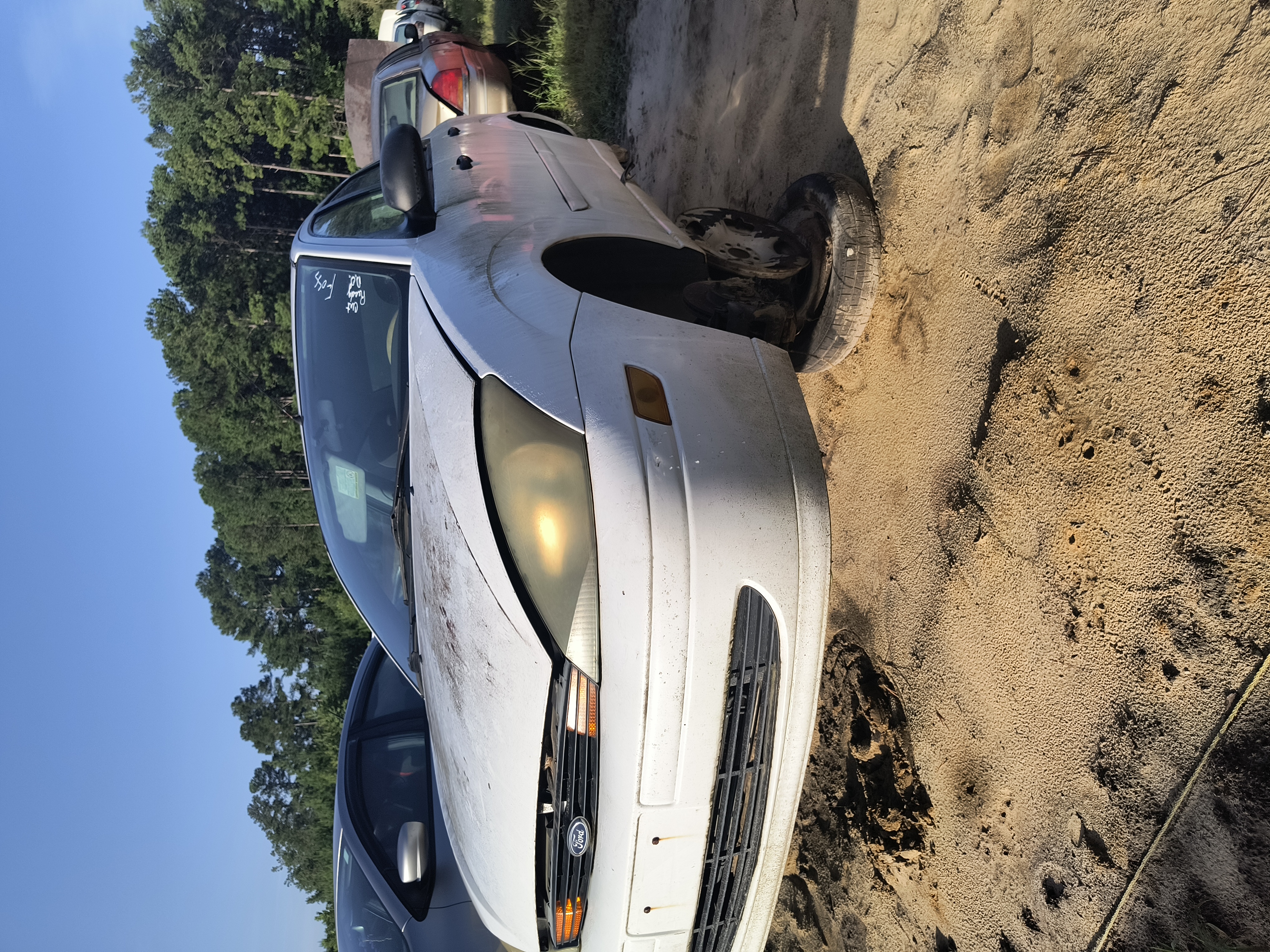2004 FORD Focus