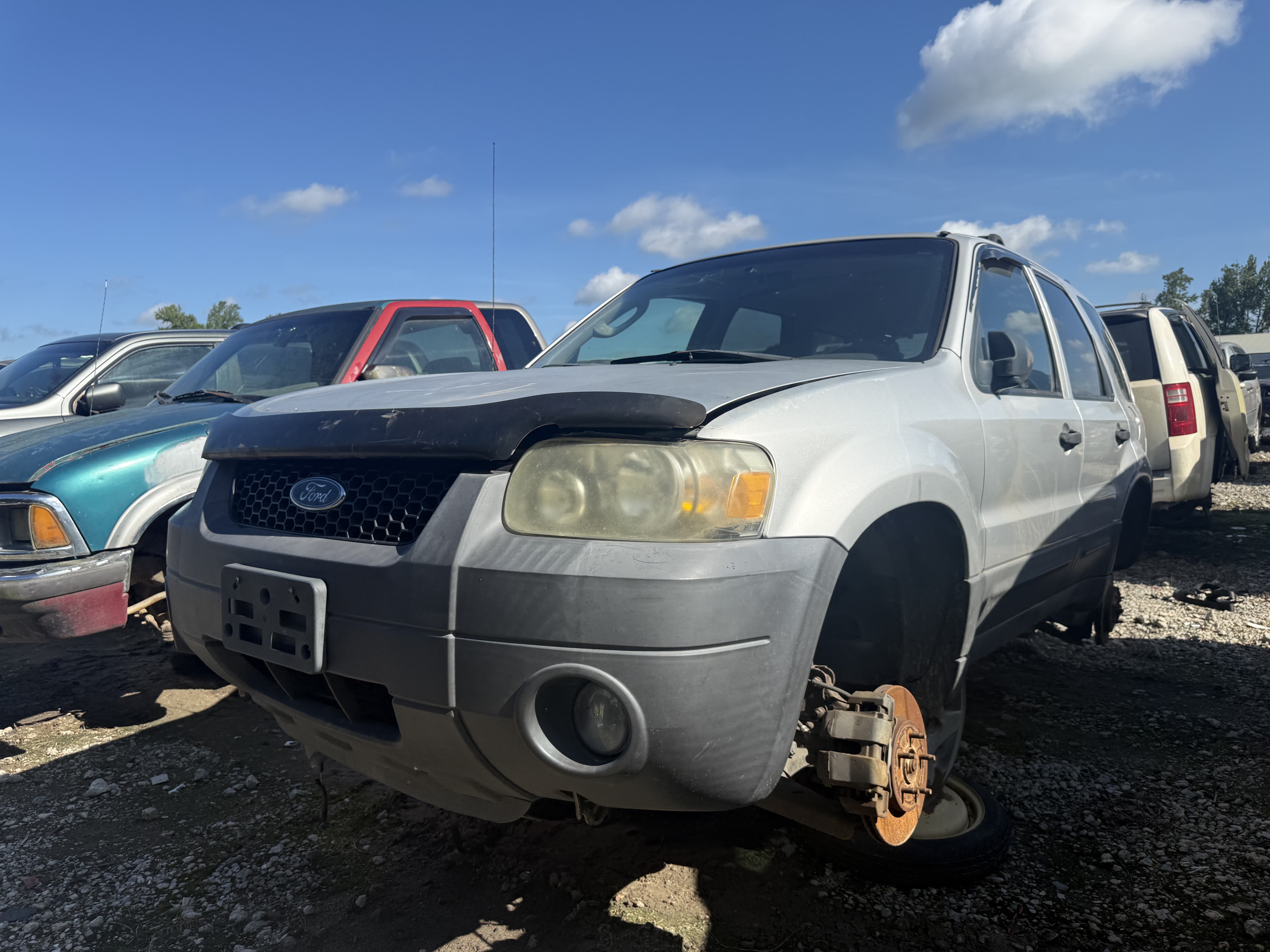 2005 FORD Escape