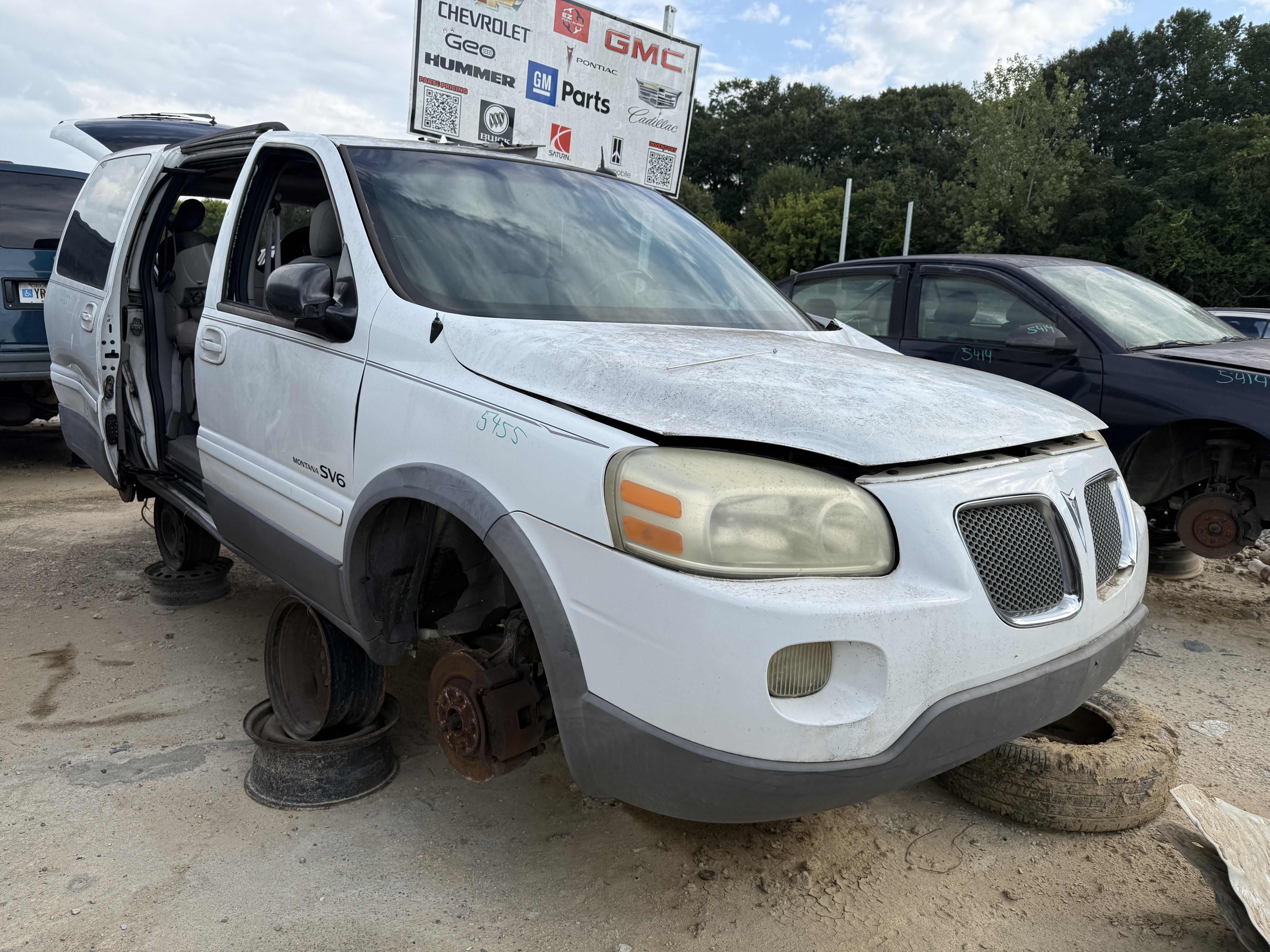 2005 PONTIAC Montana Sv6