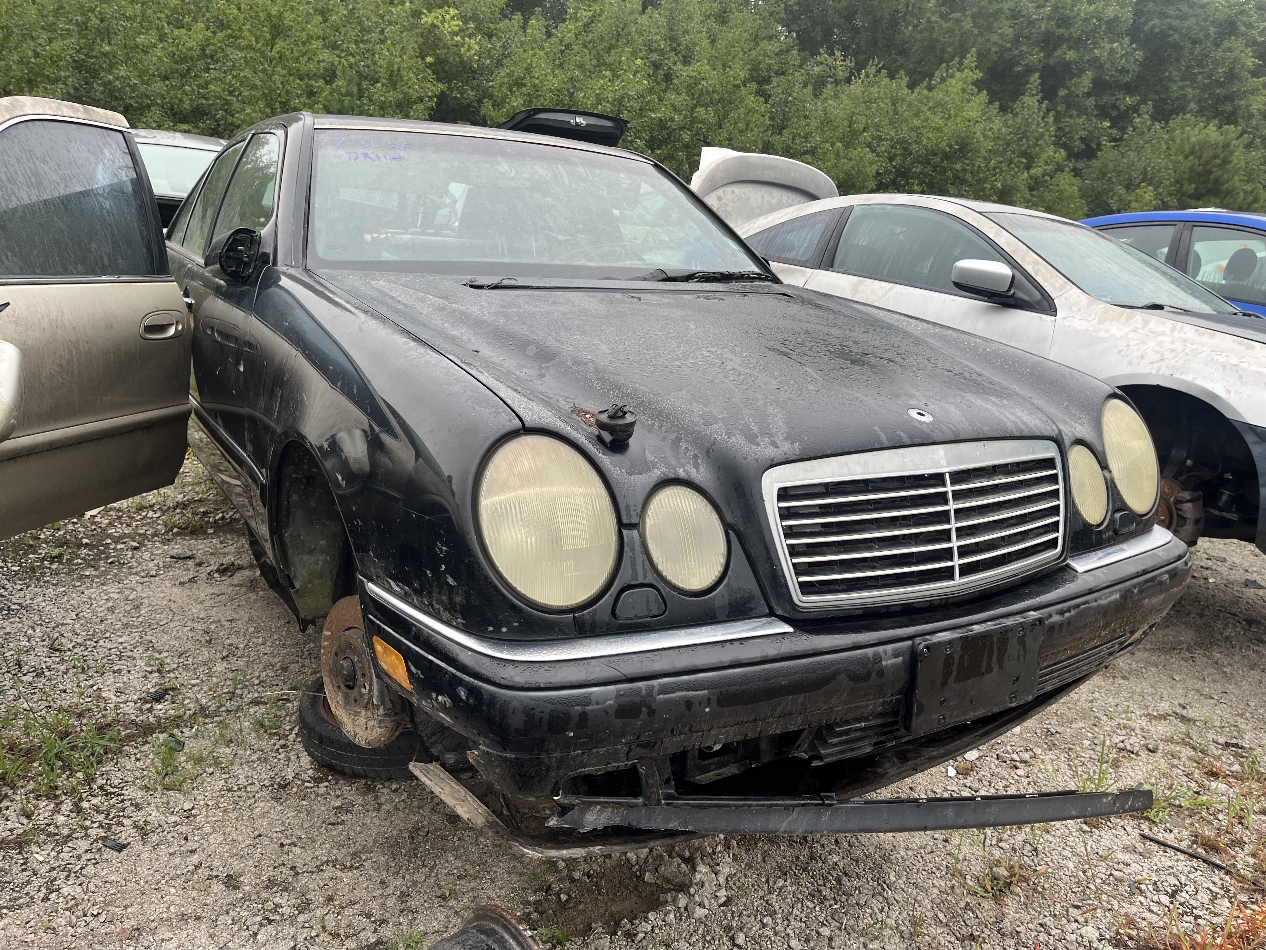 1997 MERCEDES-BENZ E-Class