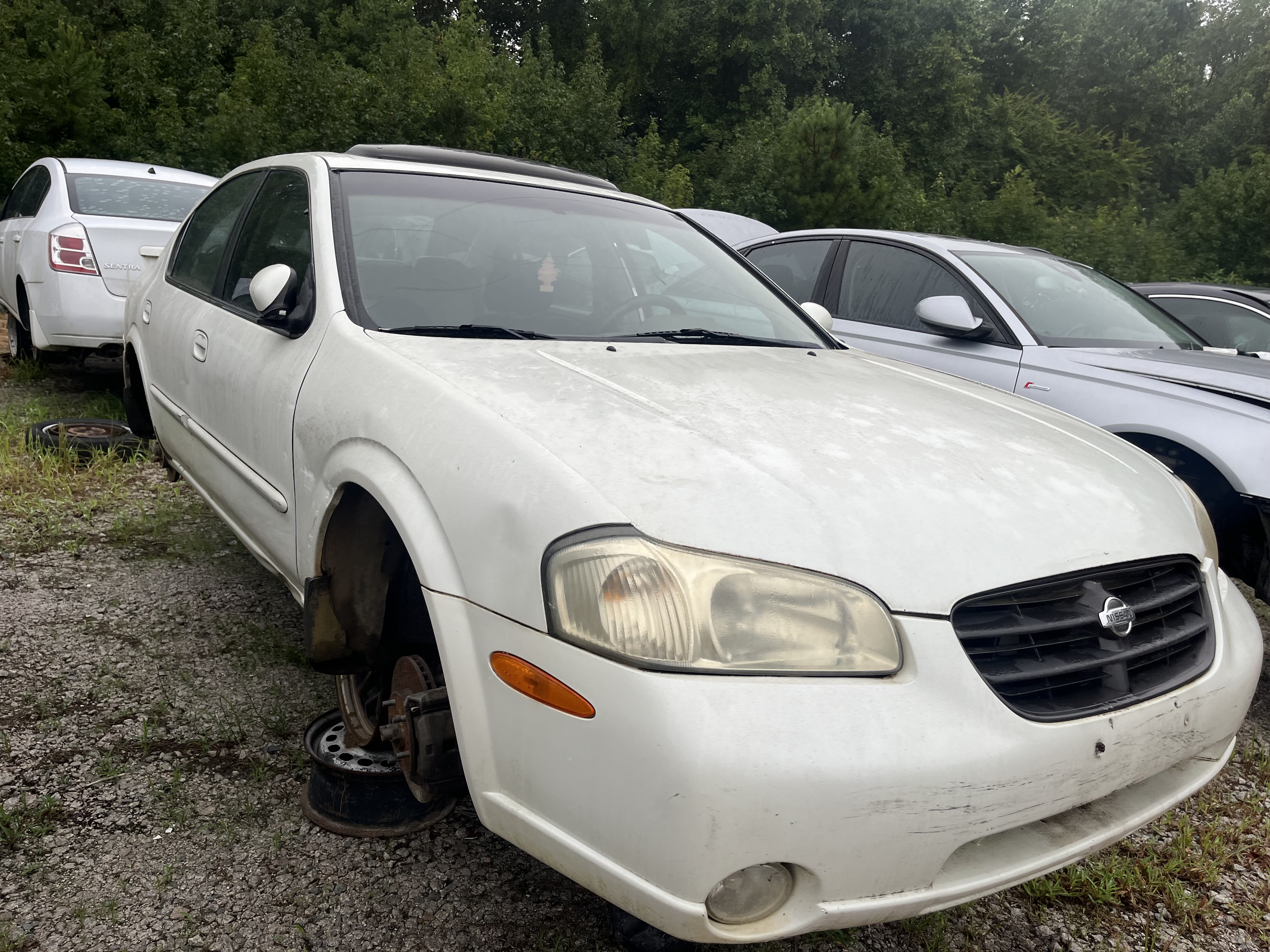 2001 NISSAN Maxima