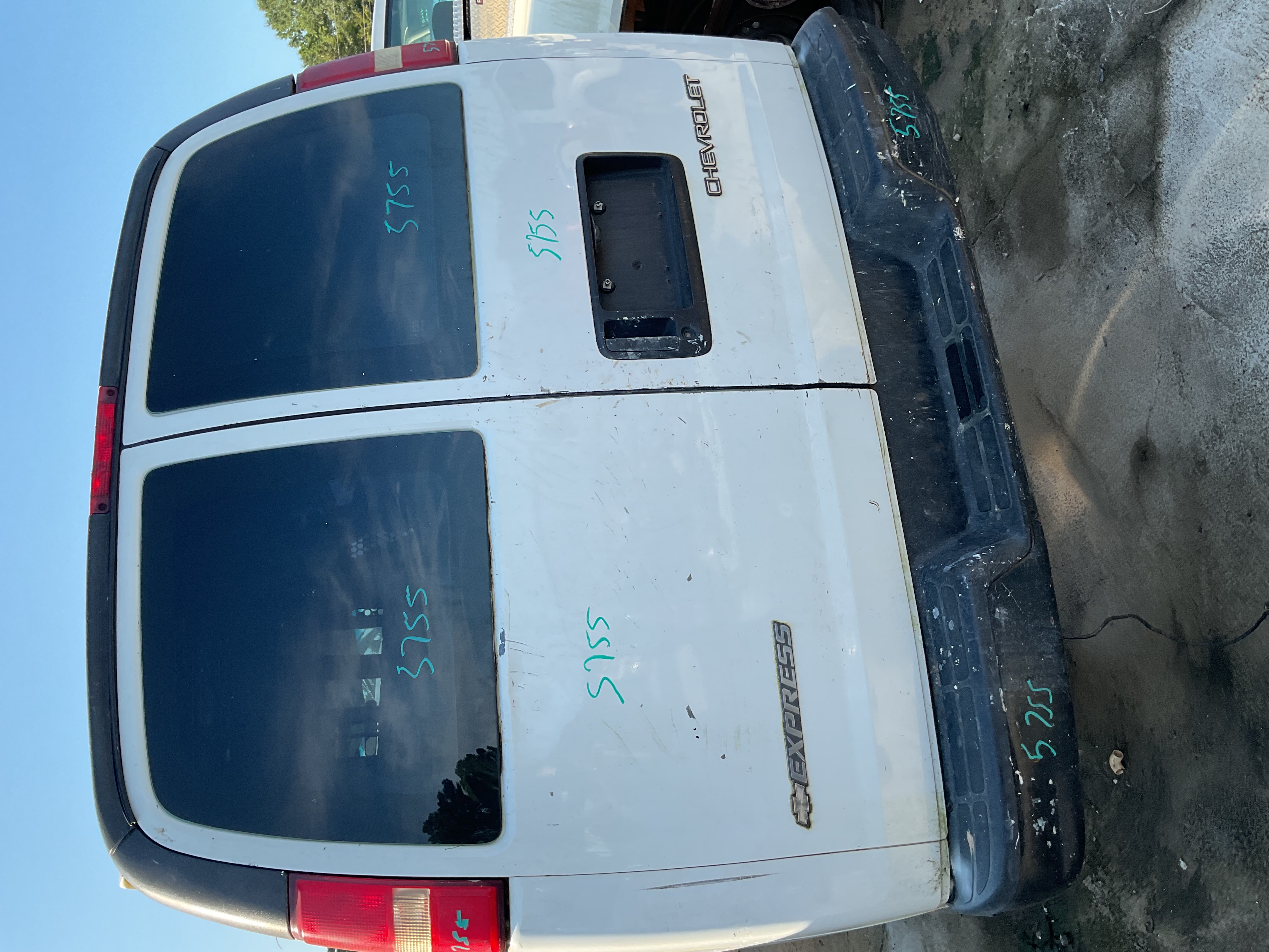2004 CHEVROLET Express