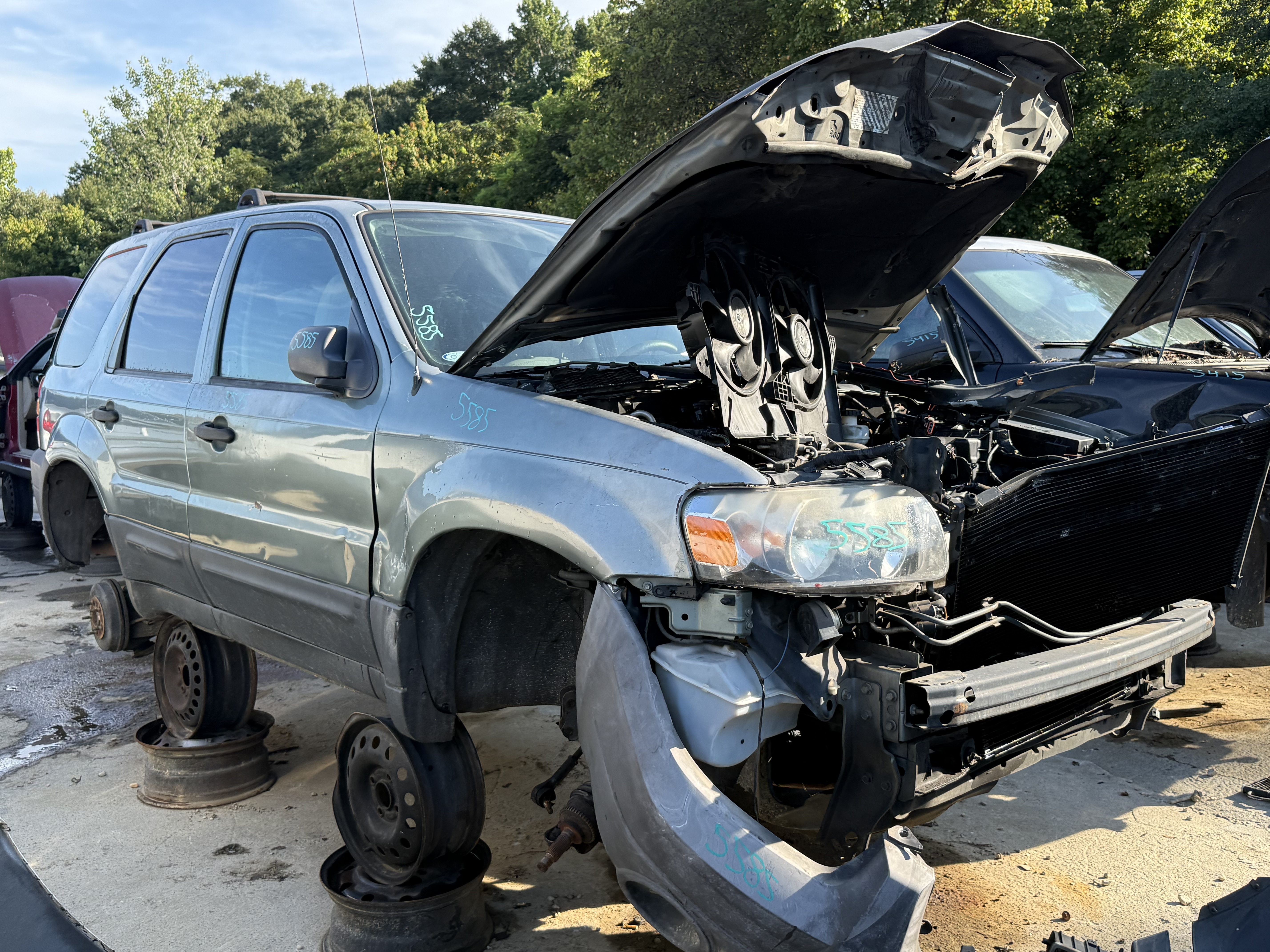 2005 FORD Escape