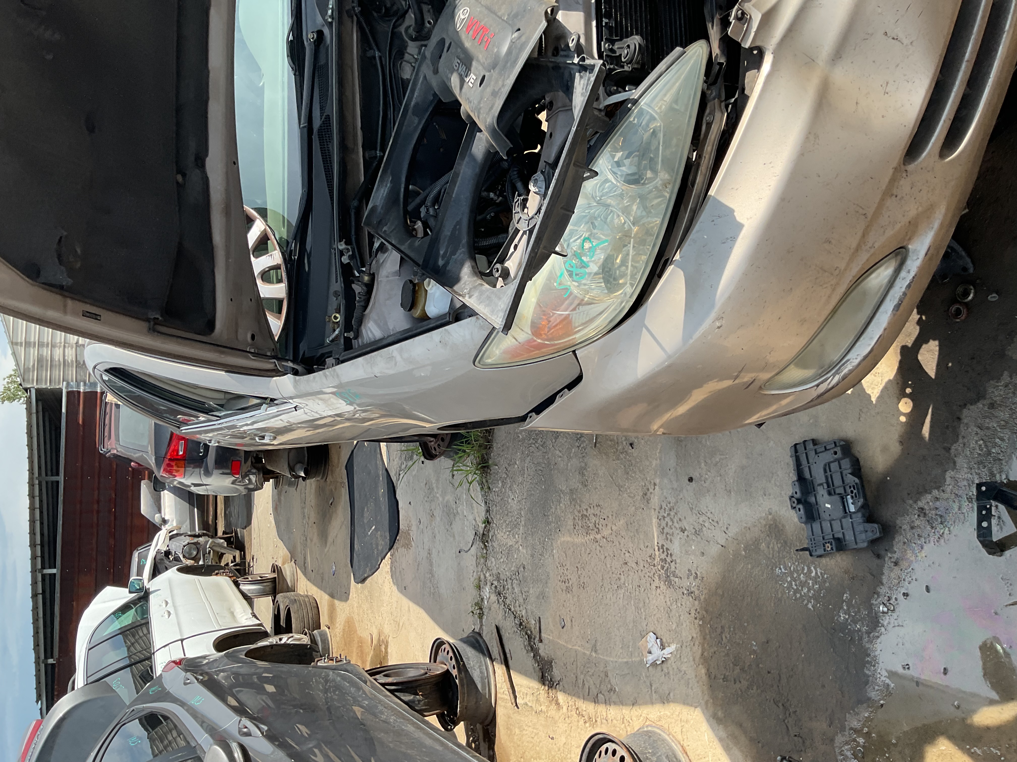 2004 TOYOTA Camry